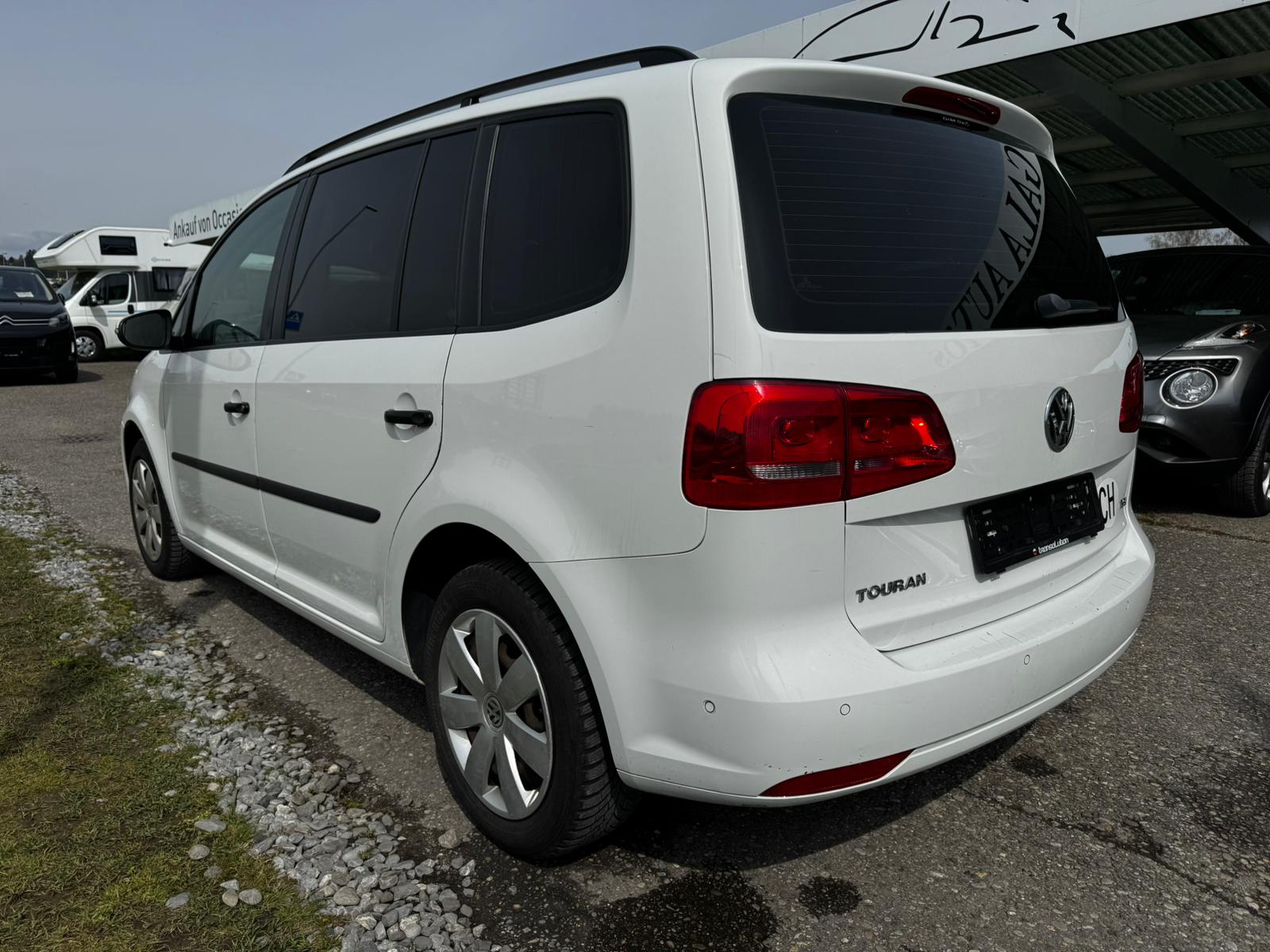 VW Touran 1.4 TSI Trendline DSG-image-5