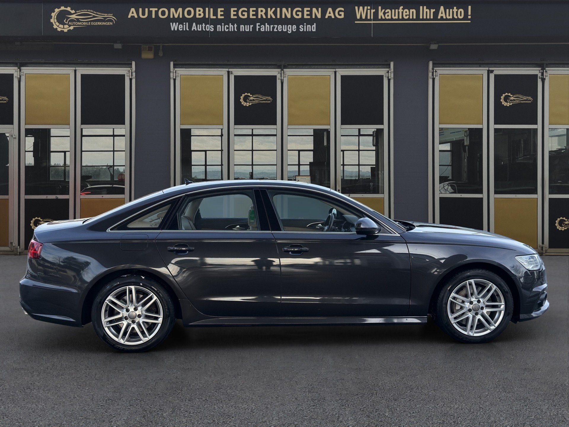 AUDI A6 3.0 V6 TDI 320 quattro-showroom-element-3