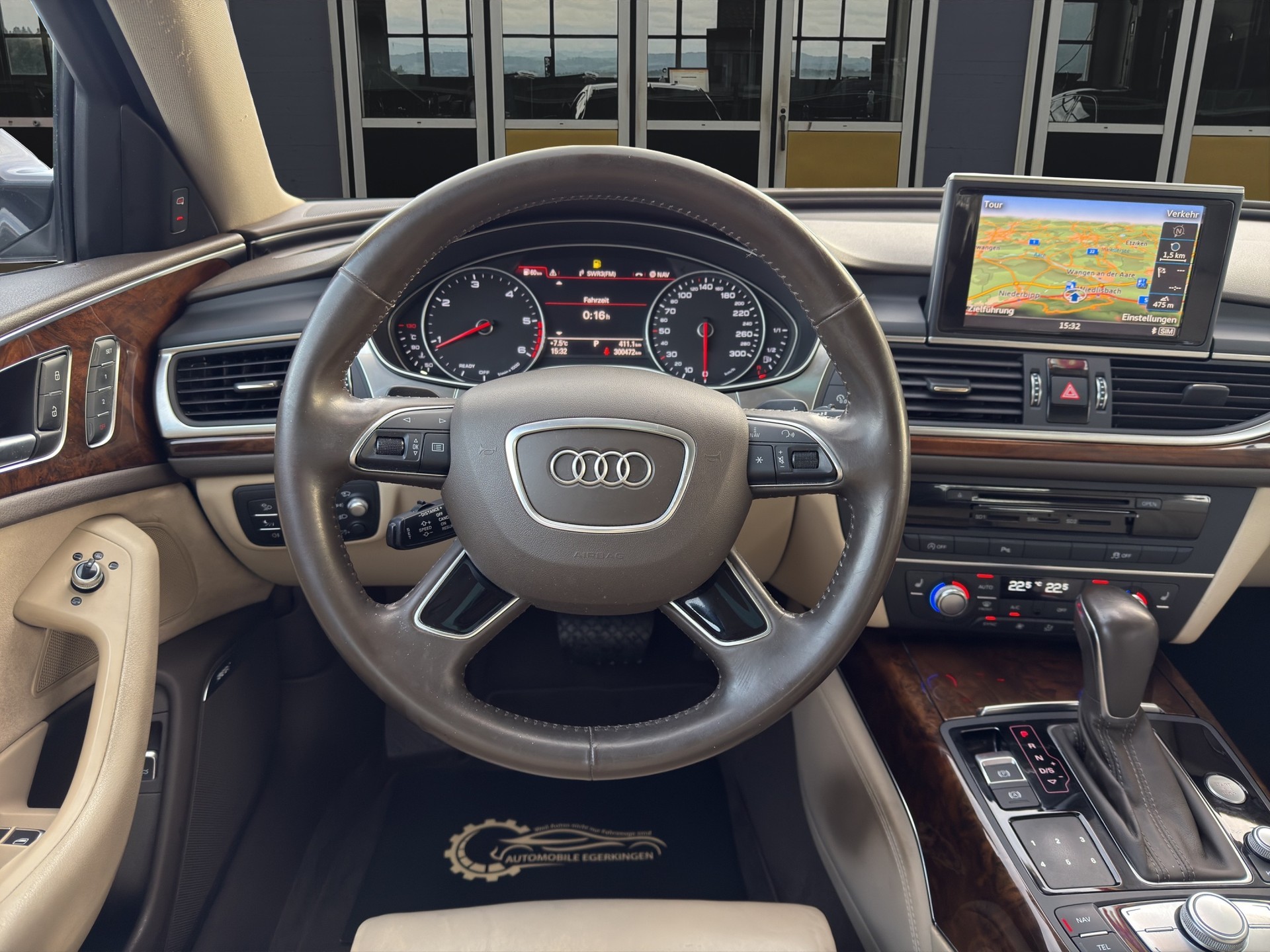 AUDI A6 3.0 V6 TDI 320 quattro-image-12