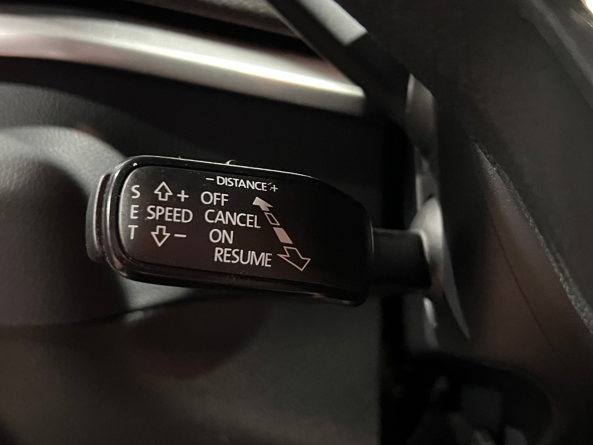 SKODA Karoq 1.5 TSI Ambition DSG-image-21