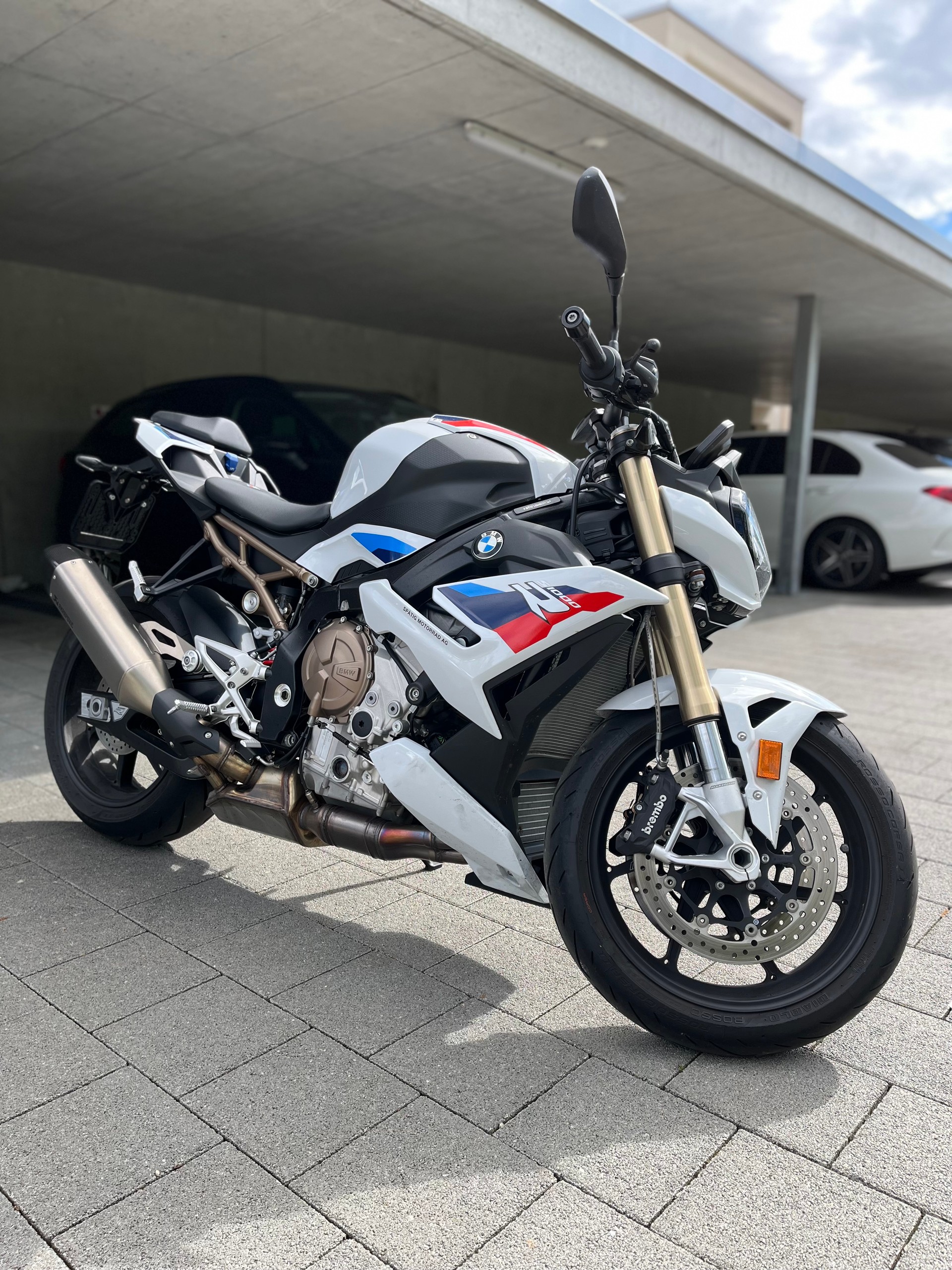 BMW S 1000 R-image-1