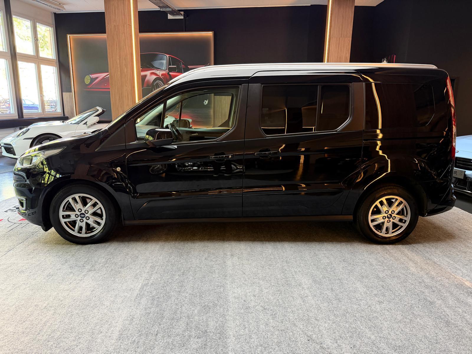 FORD Tourneo Grand Connect 1.5 EcoBlue 120 Titanium-showroom-element-3