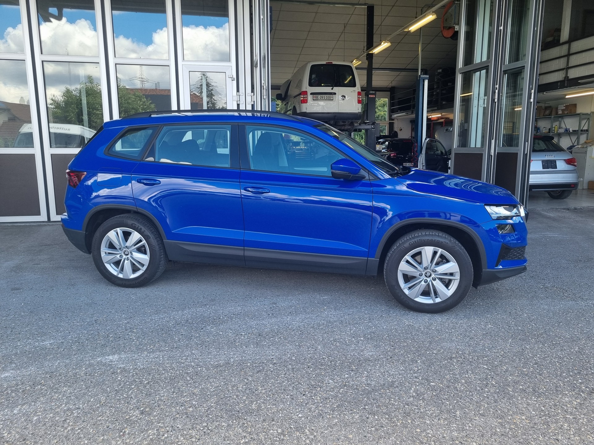 SKODA Karoq 2.0 TDI CR Selection 4x4 DSG-showroom-element-2