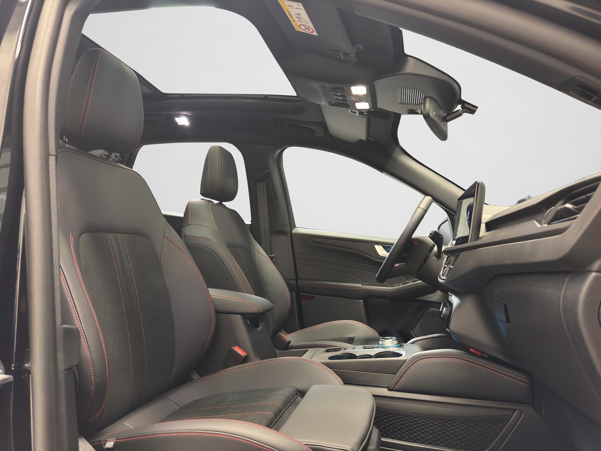 FORD Kuga 2.5 Hybrid ST-Line X 4x4-image-12