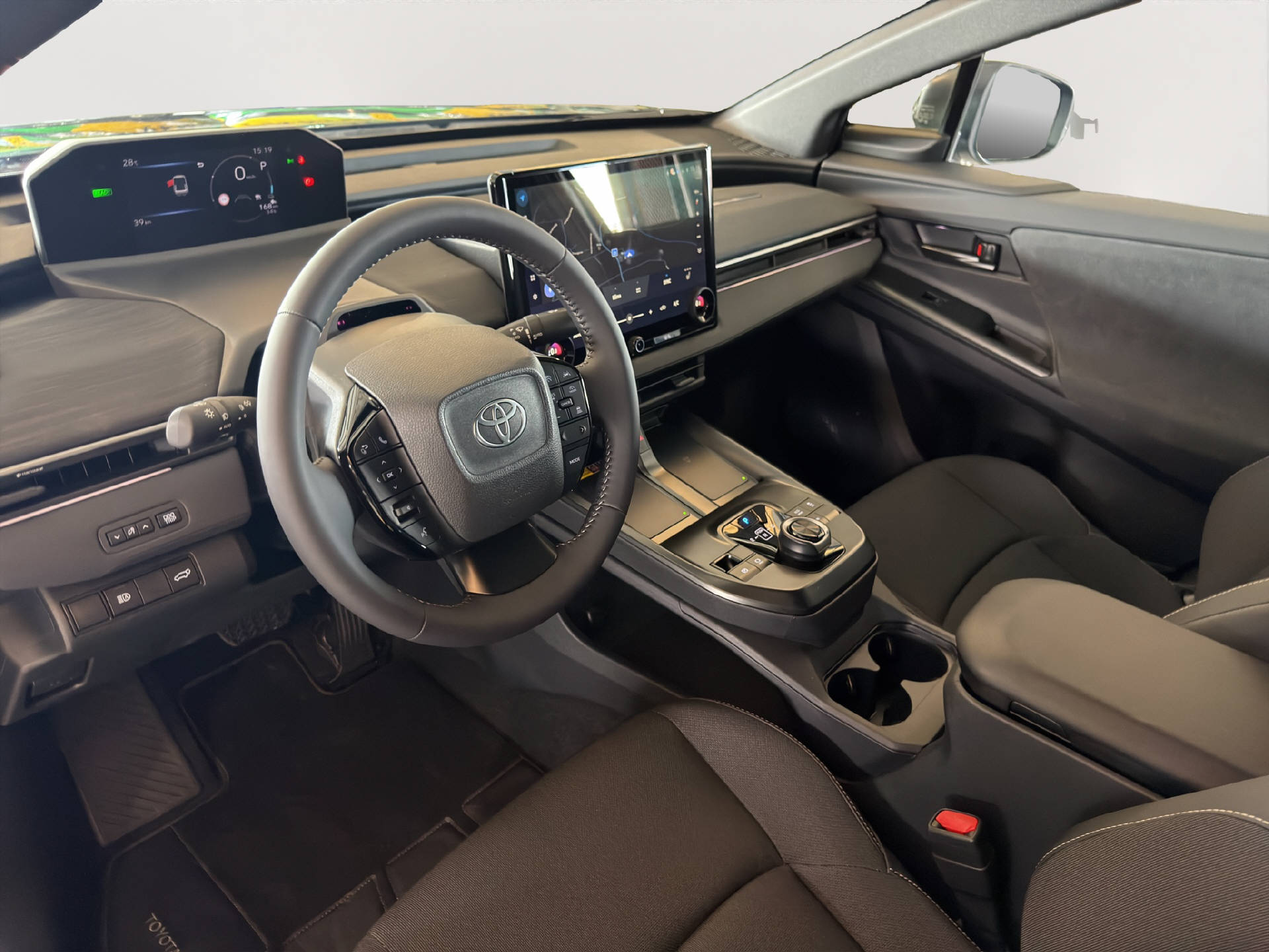TOYOTA C-HR+ Style-image-11
