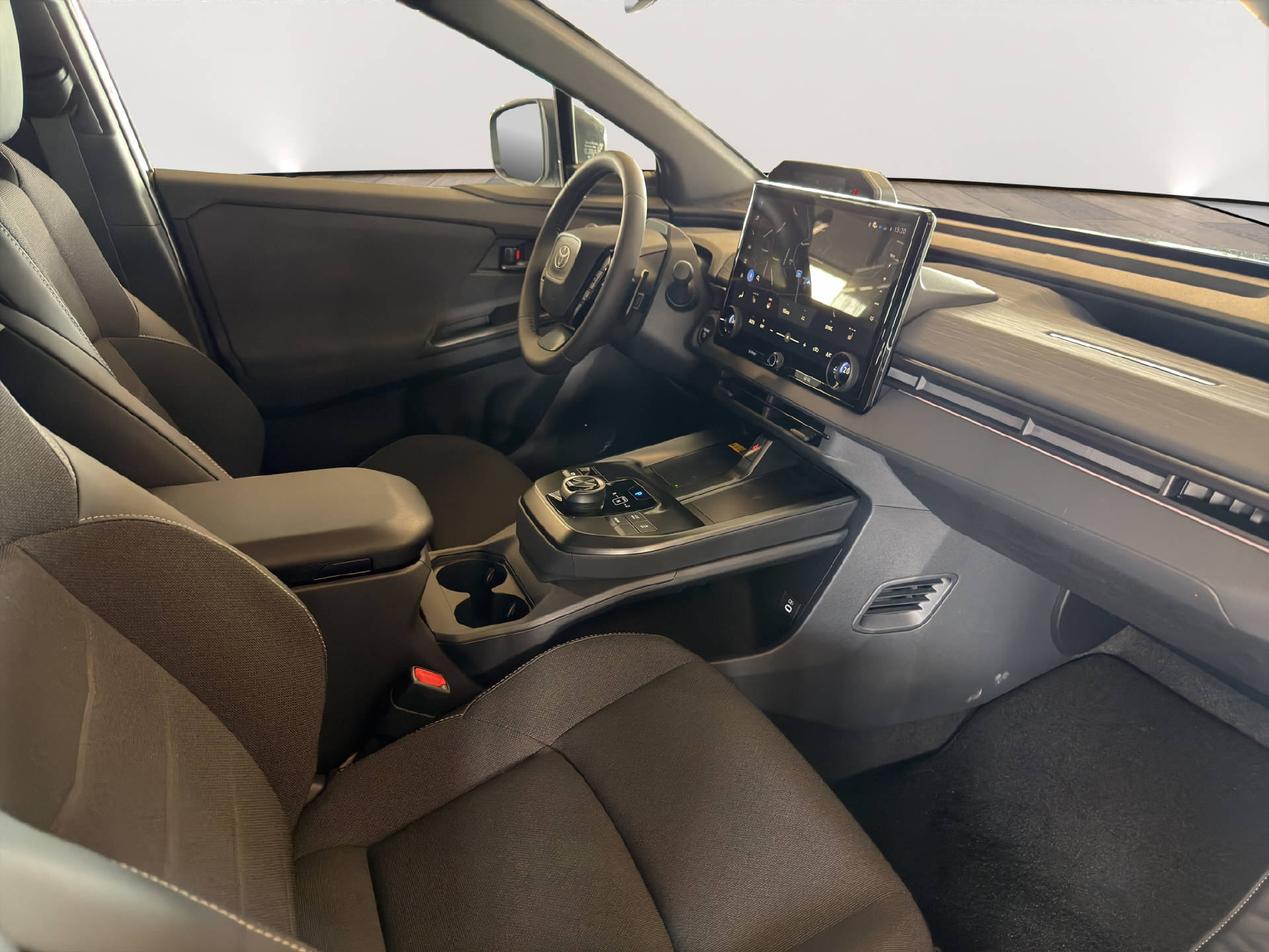TOYOTA C-HR+ Style-image-15