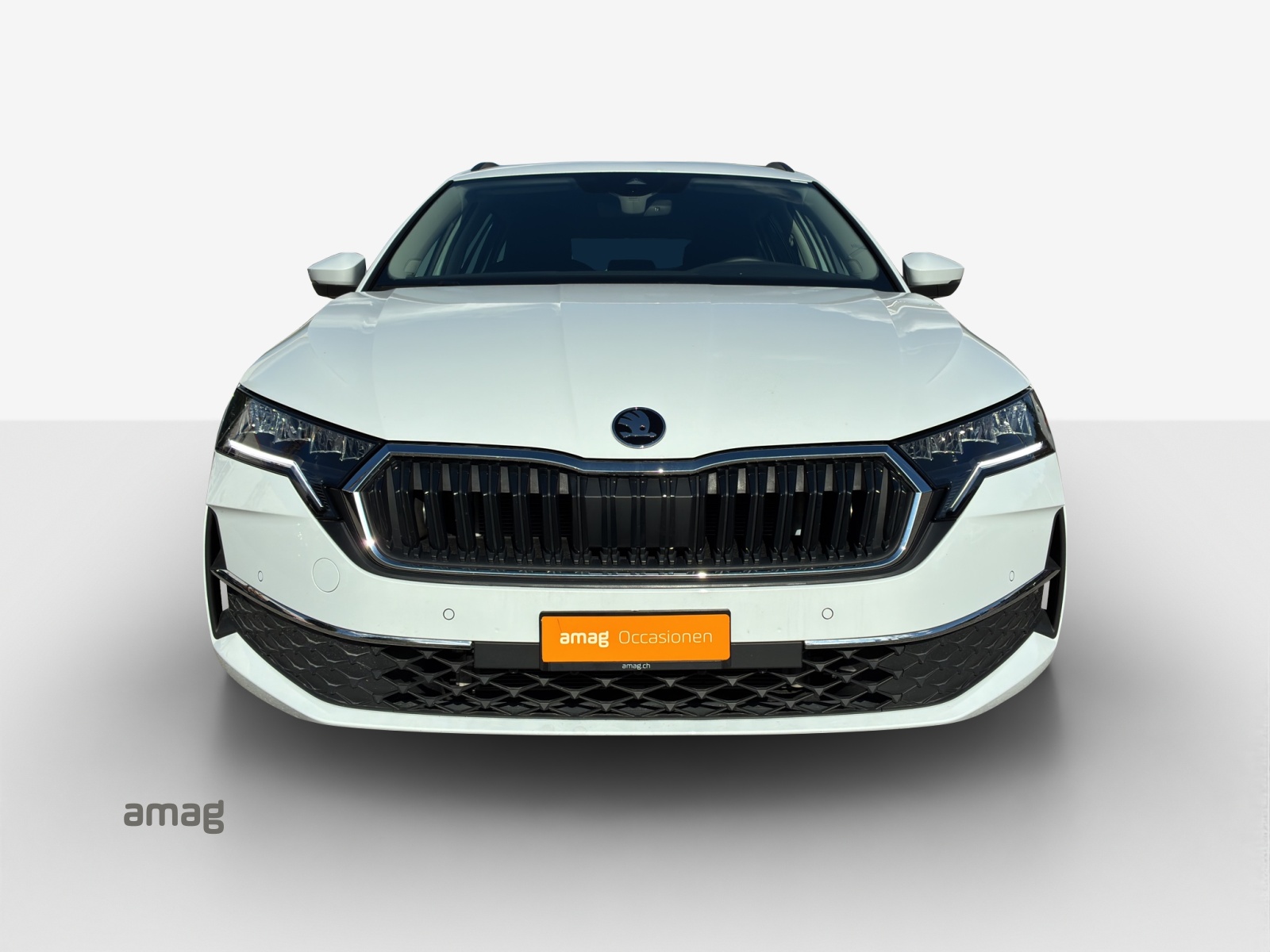 SKODA Octavia Combi 1.5 TSI mHEV DSG Dynamic-image-6