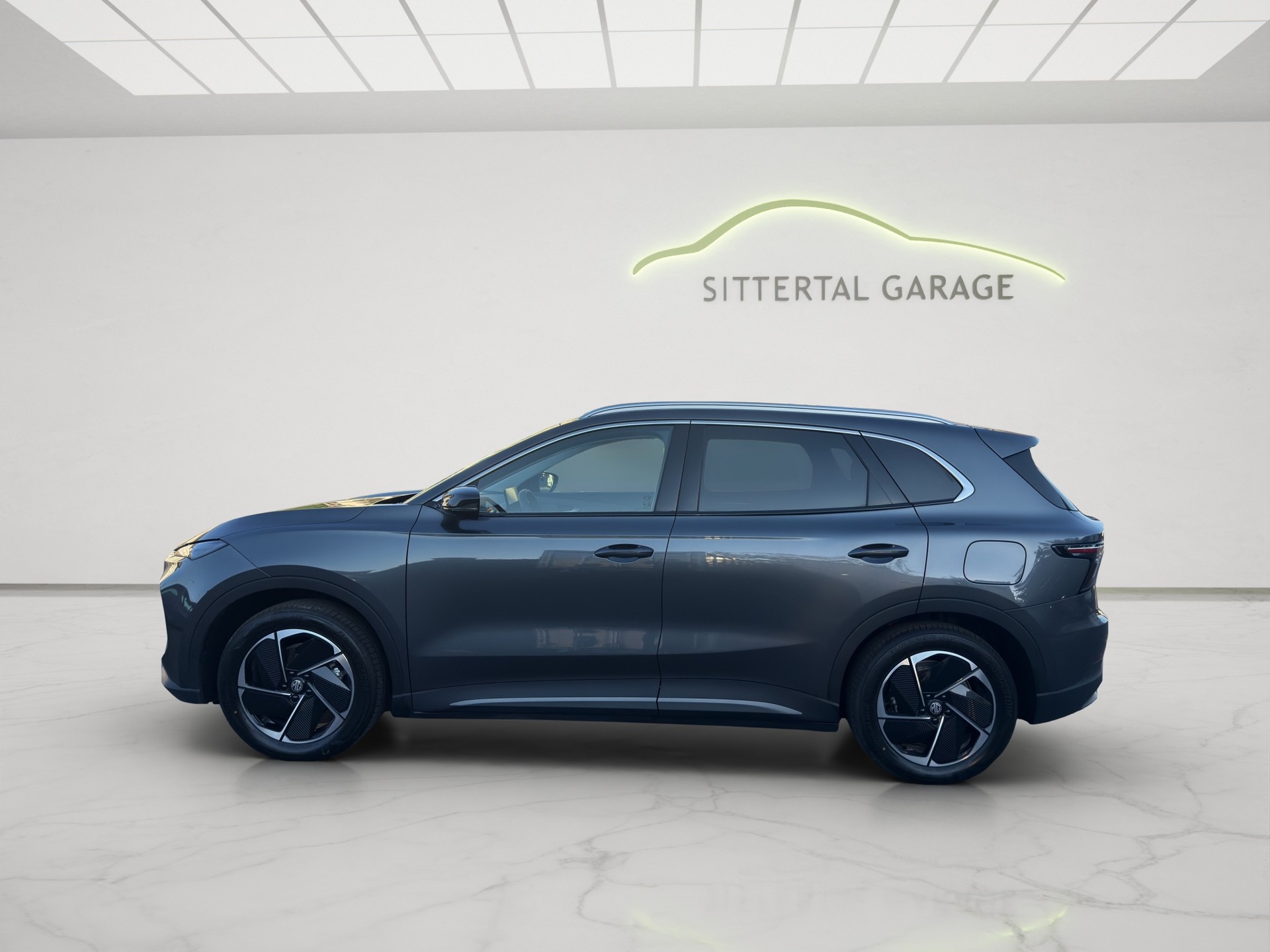 MG S5 EV 64kWh Luxury-showroom-element-3