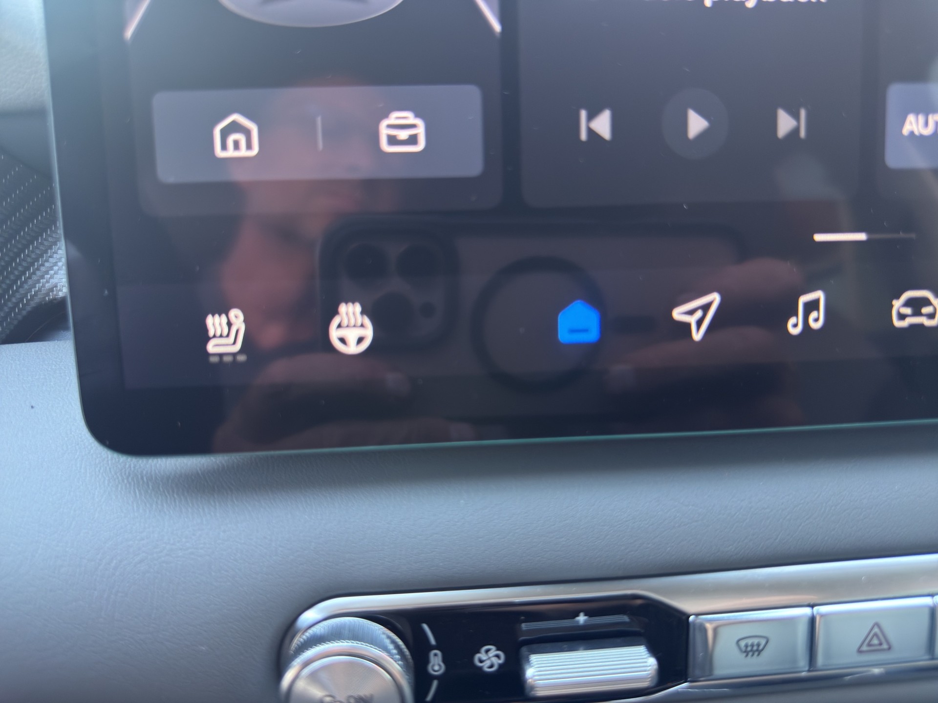 MG S5 EV 64kWh Luxury-image-14