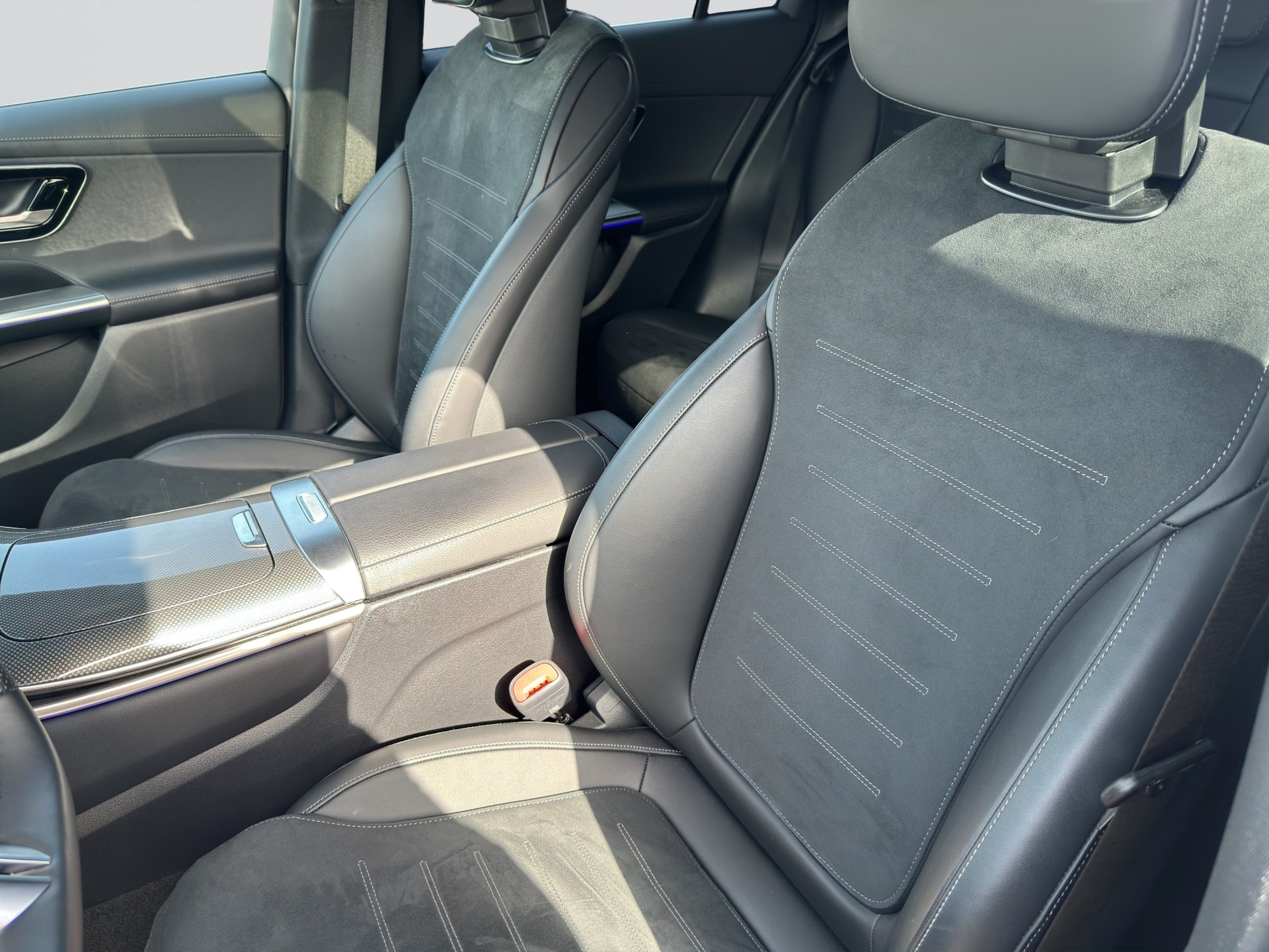MERCEDES-BENZ GLC 300 d 4Matic 9G-Tronic AMG Line-image-5
