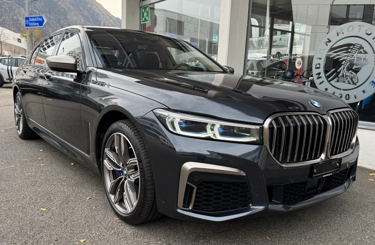 BMW M760Li xDrive Sport Getriebe