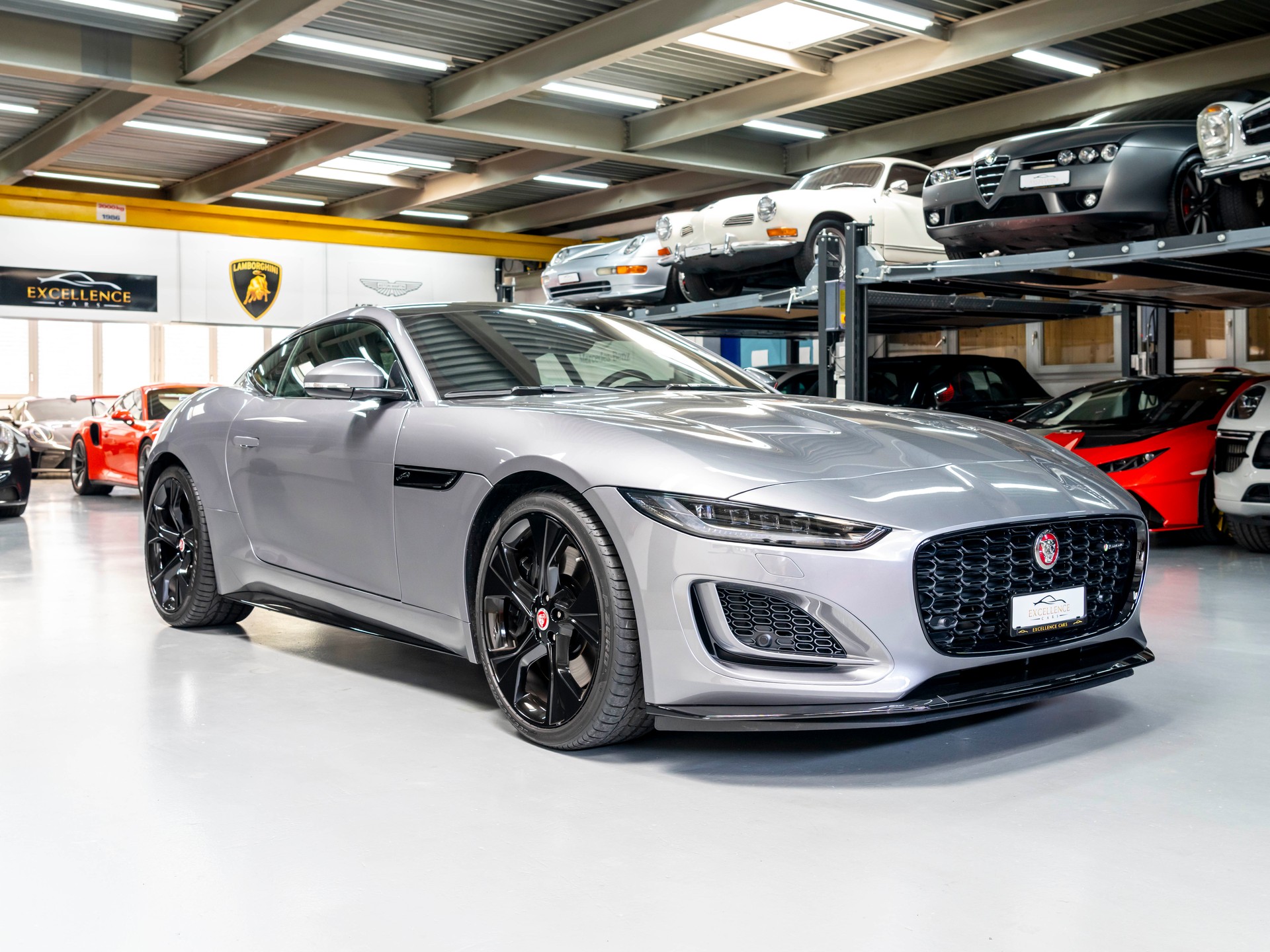 JAGUAR F-Type Coupé 5.0 V8 R-Dynamic Automatik AWD-showroom-element-2