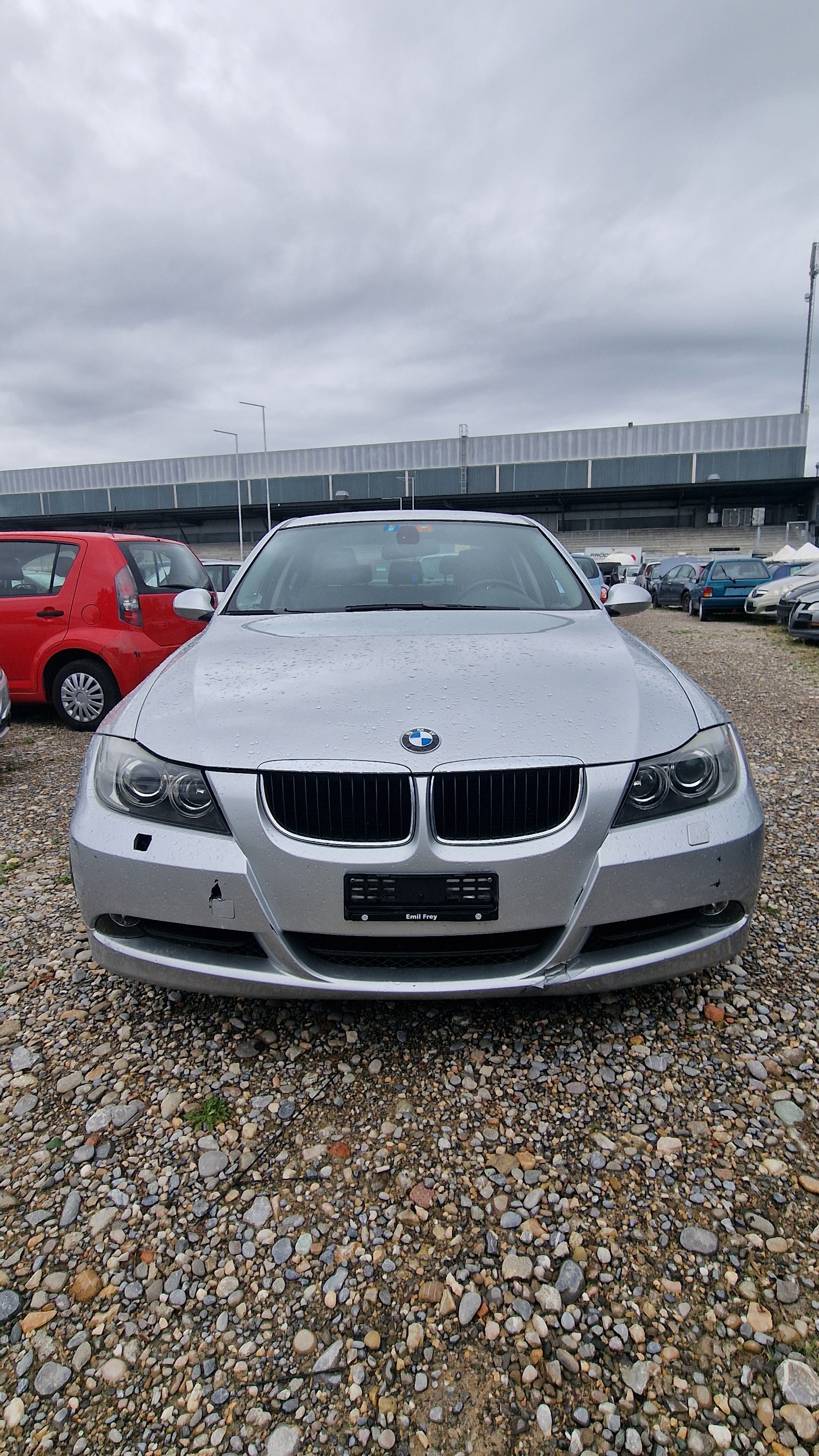 BMW 320i