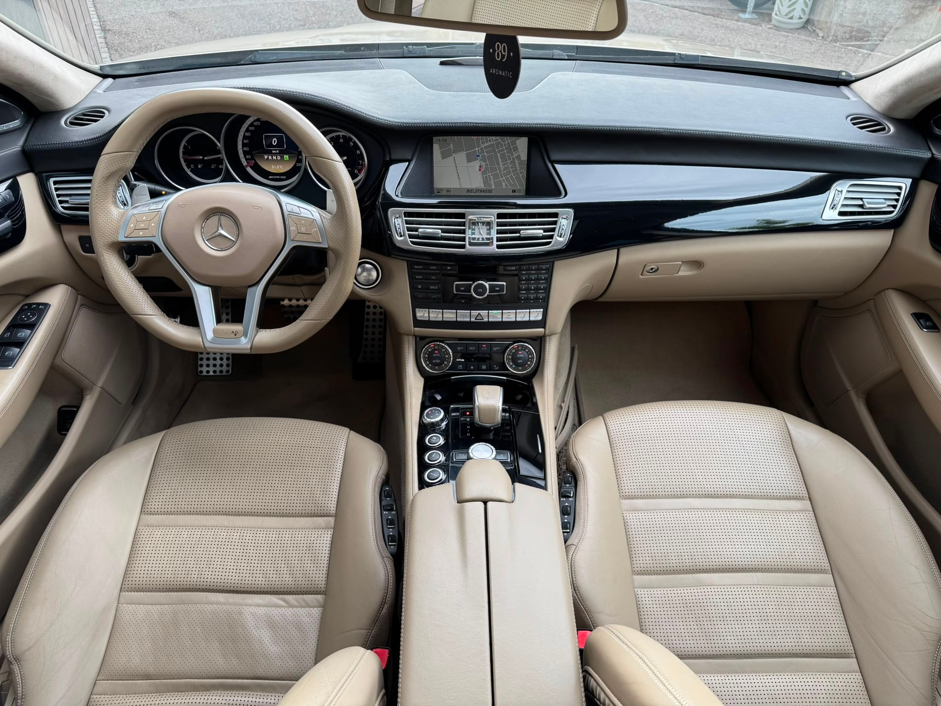 MERCEDES-BENZ CLS 63 AMG Speedshift MCT-image-8