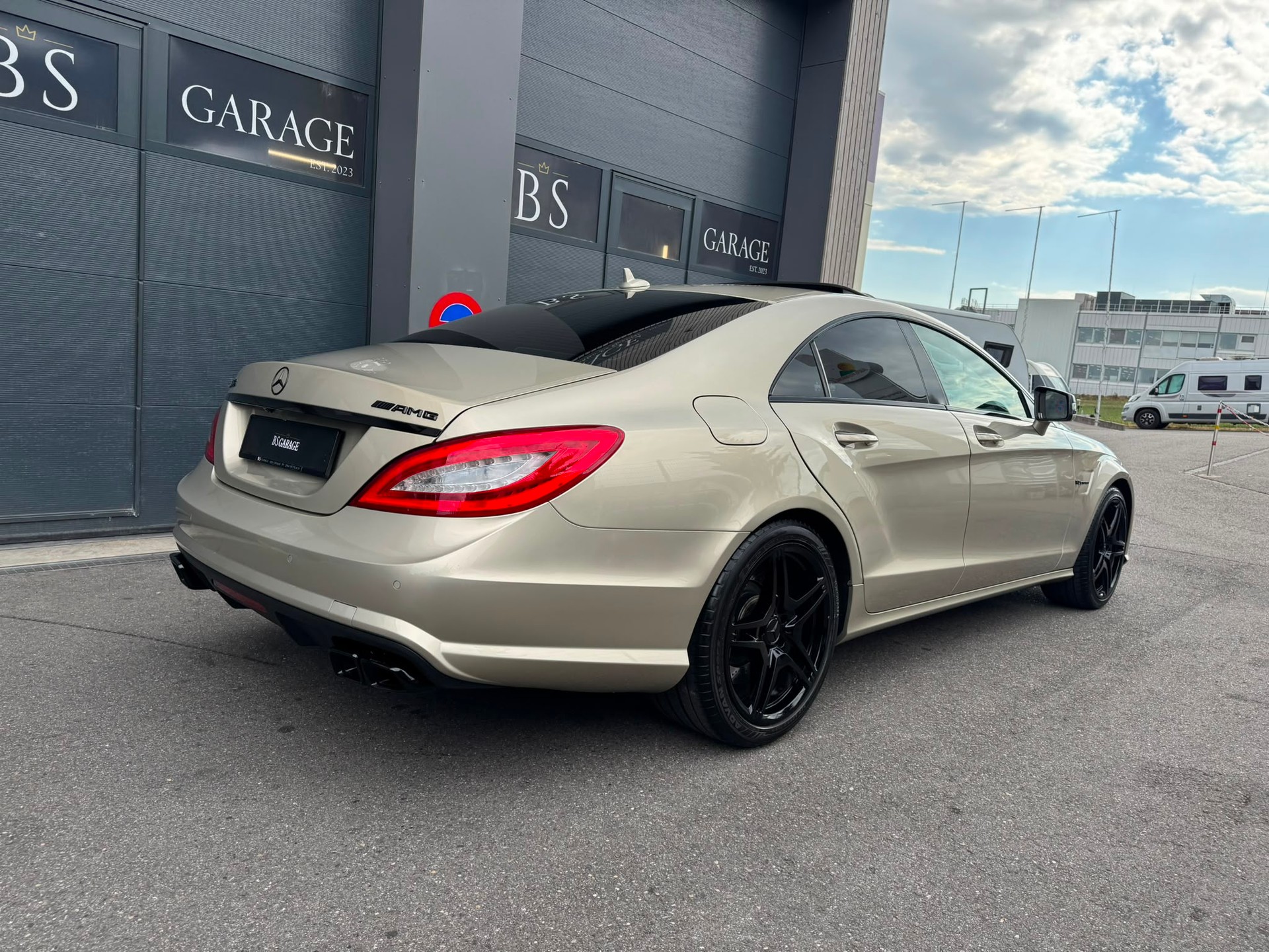 MERCEDES-BENZ CLS 63 AMG Speedshift MCT-image-4