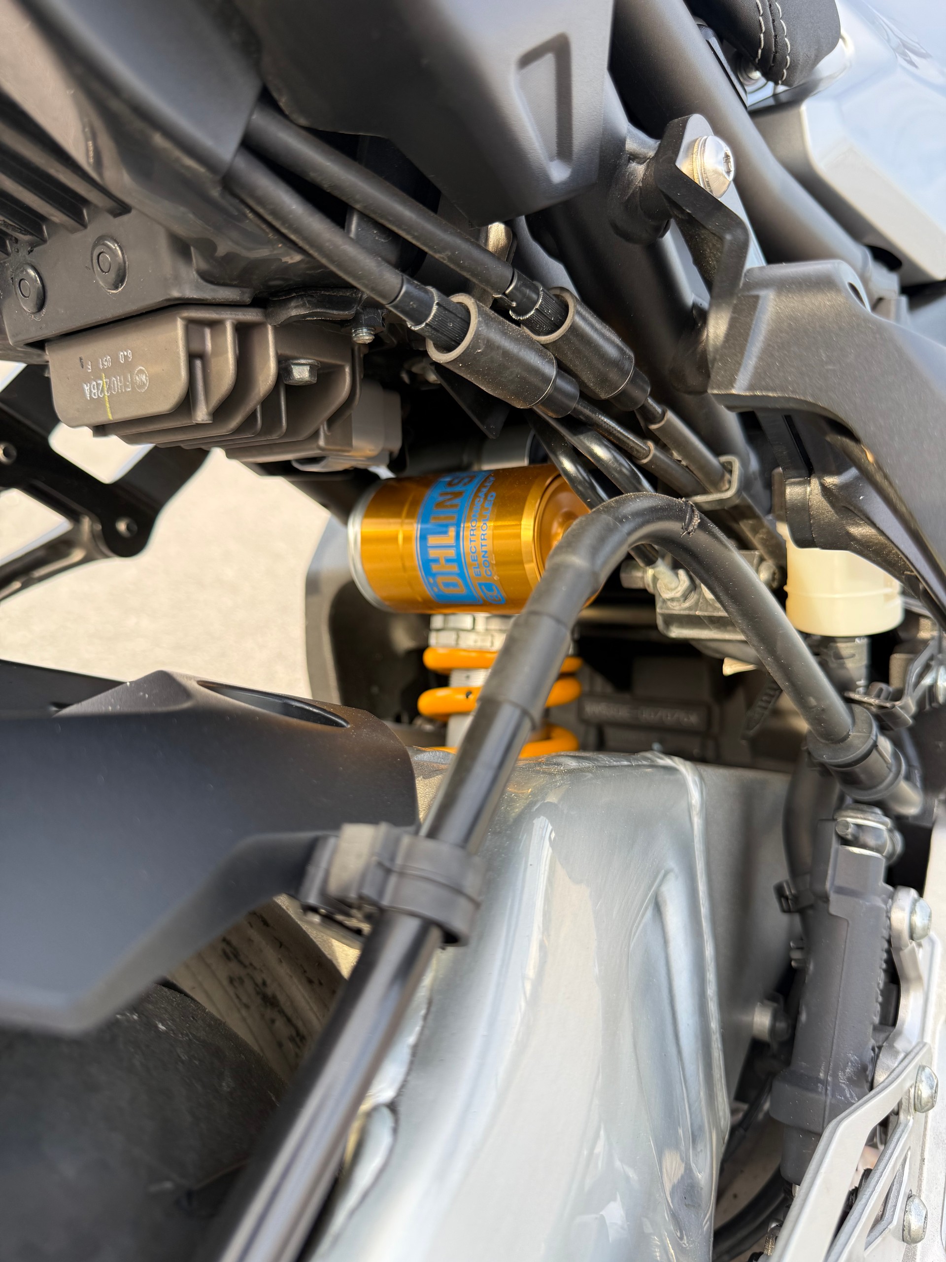 YAMAHA MT-10 SP ABS-image-4