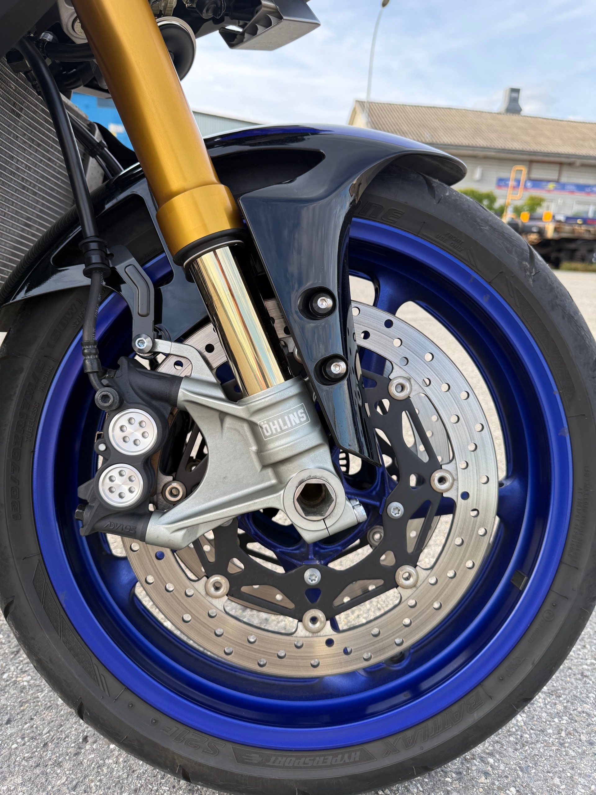 YAMAHA MT-10 SP ABS-image-3