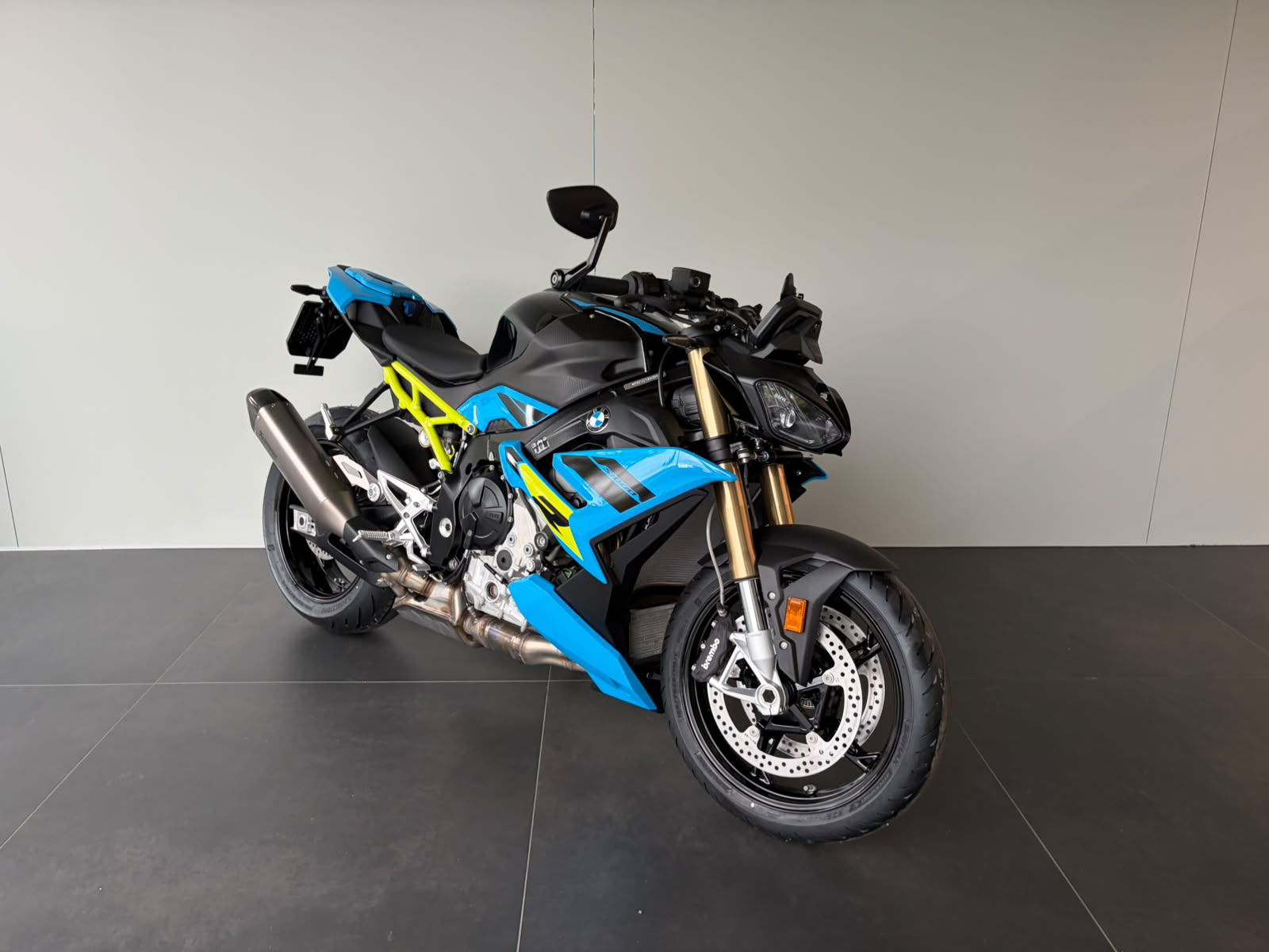 BMW S 1000 R-image-1