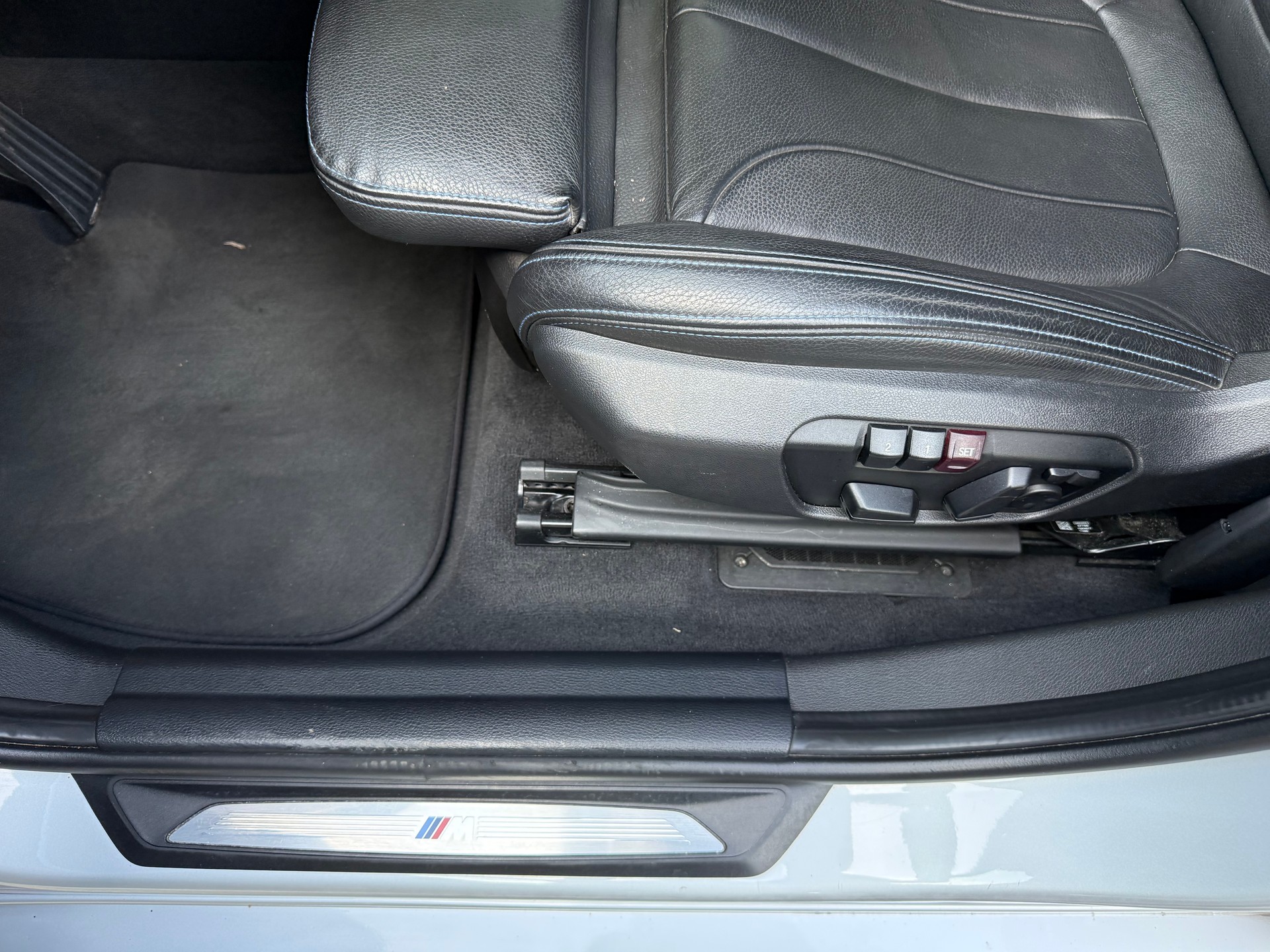BMW X1 xDrive 20i M Sport Steptronic-image-13