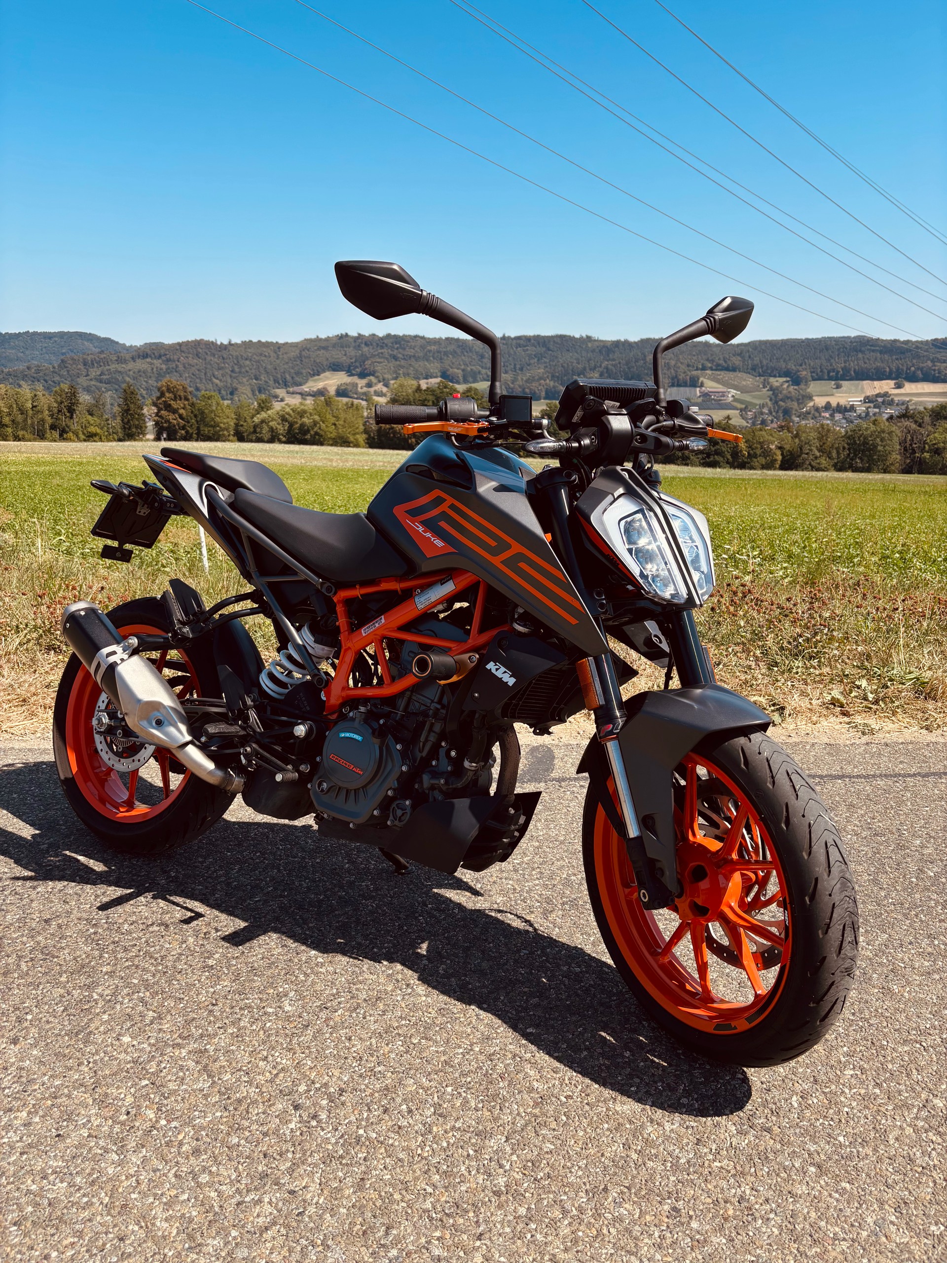 KTM 125 Duke-image-3