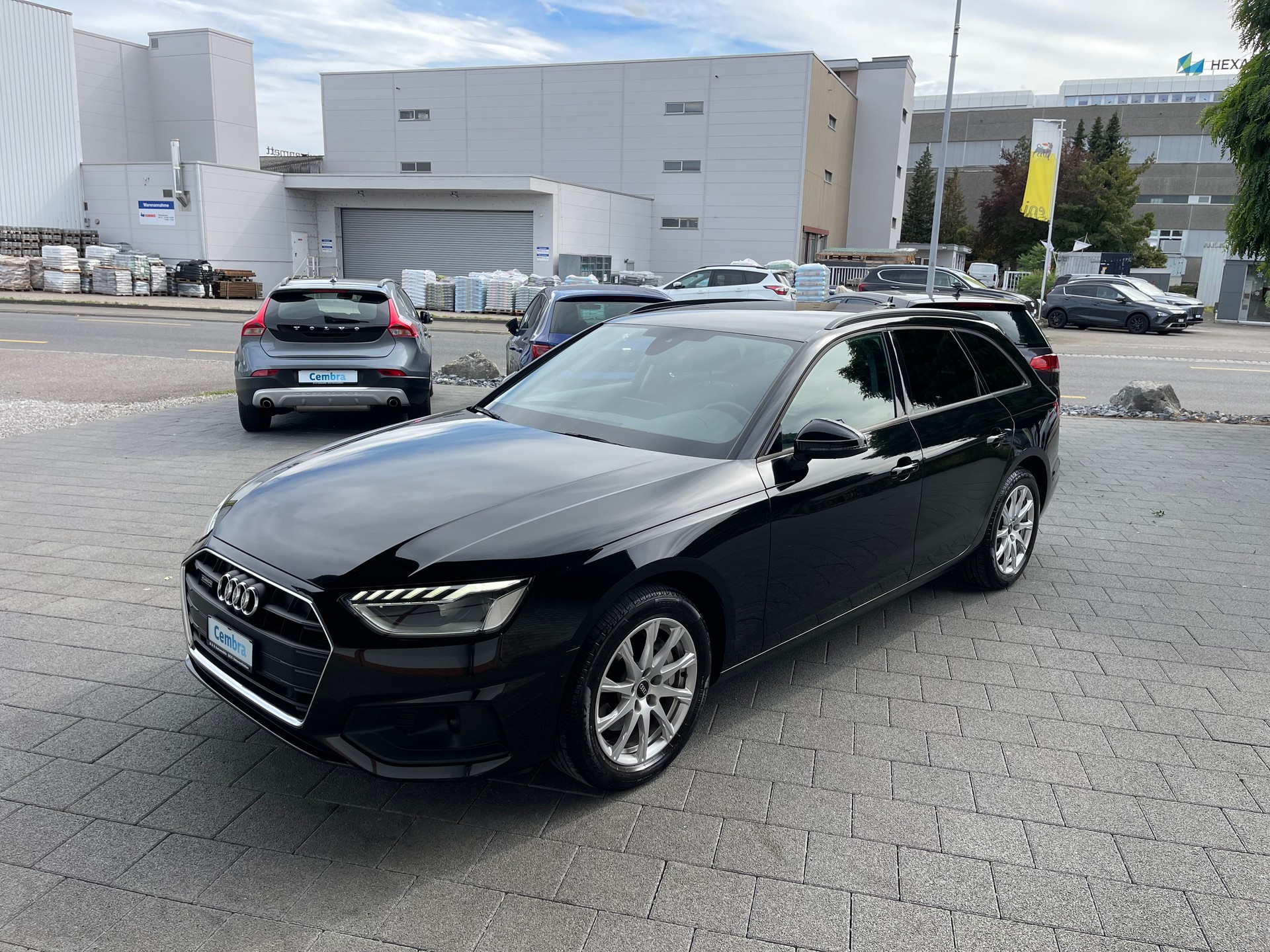 AUDI A4 Avant 40 TDI advanced quattro S-tronic-image-1