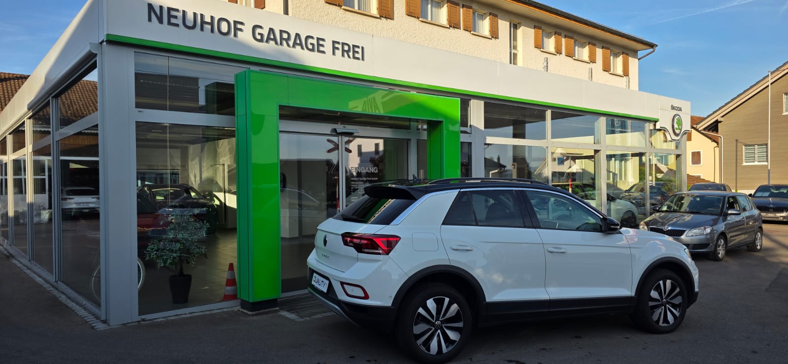VW T-Roc 2.0 TDI SCR Life-showroom-element-3