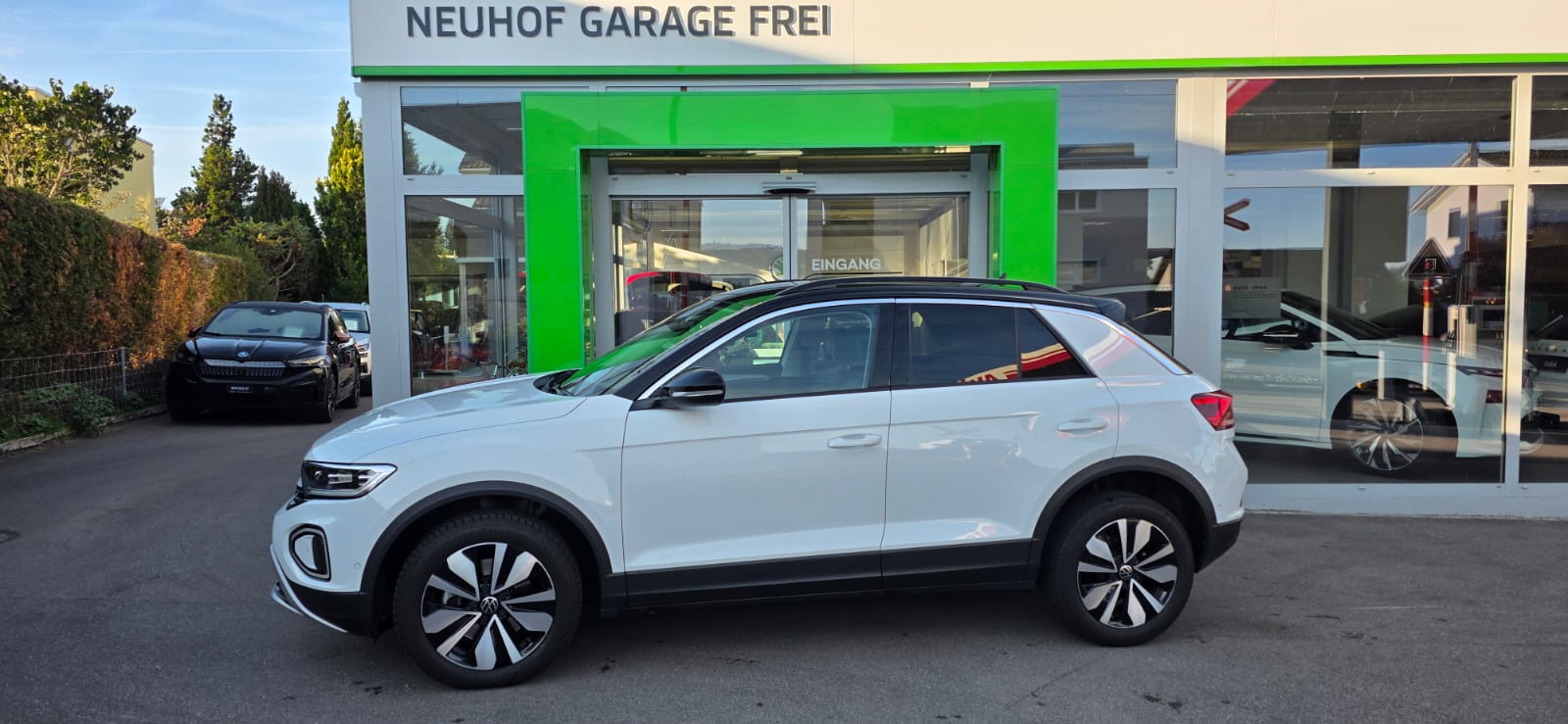 VW T-Roc 2.0 TDI SCR Life-showroom-element-1