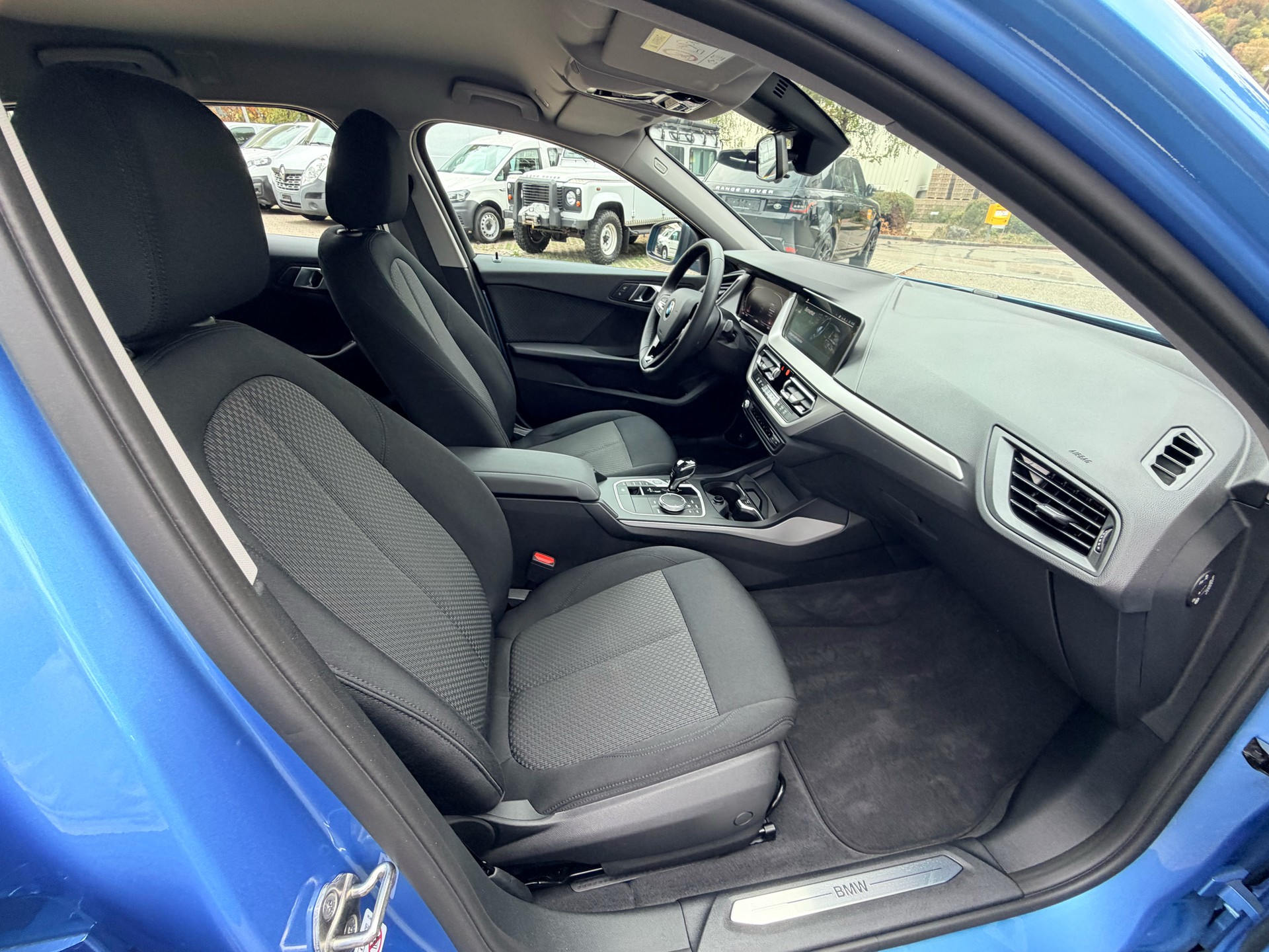BMW 118i Steptronic-image-8