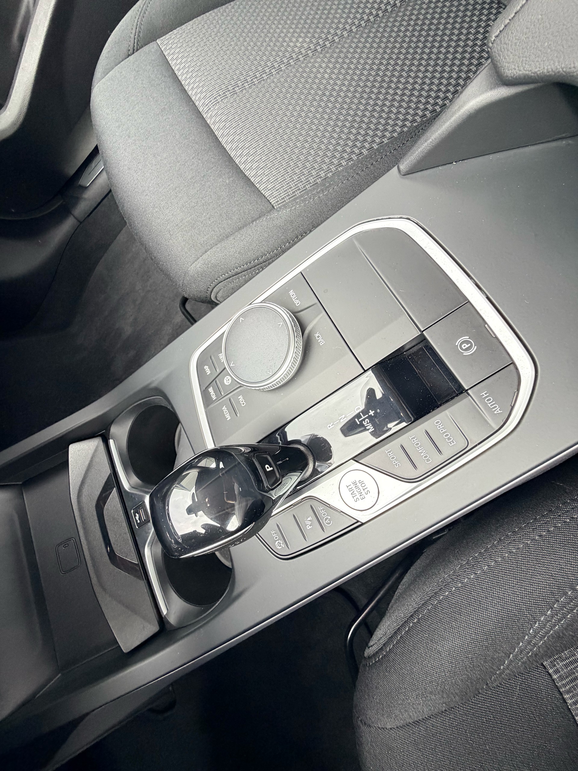 BMW 118i Steptronic-image-12