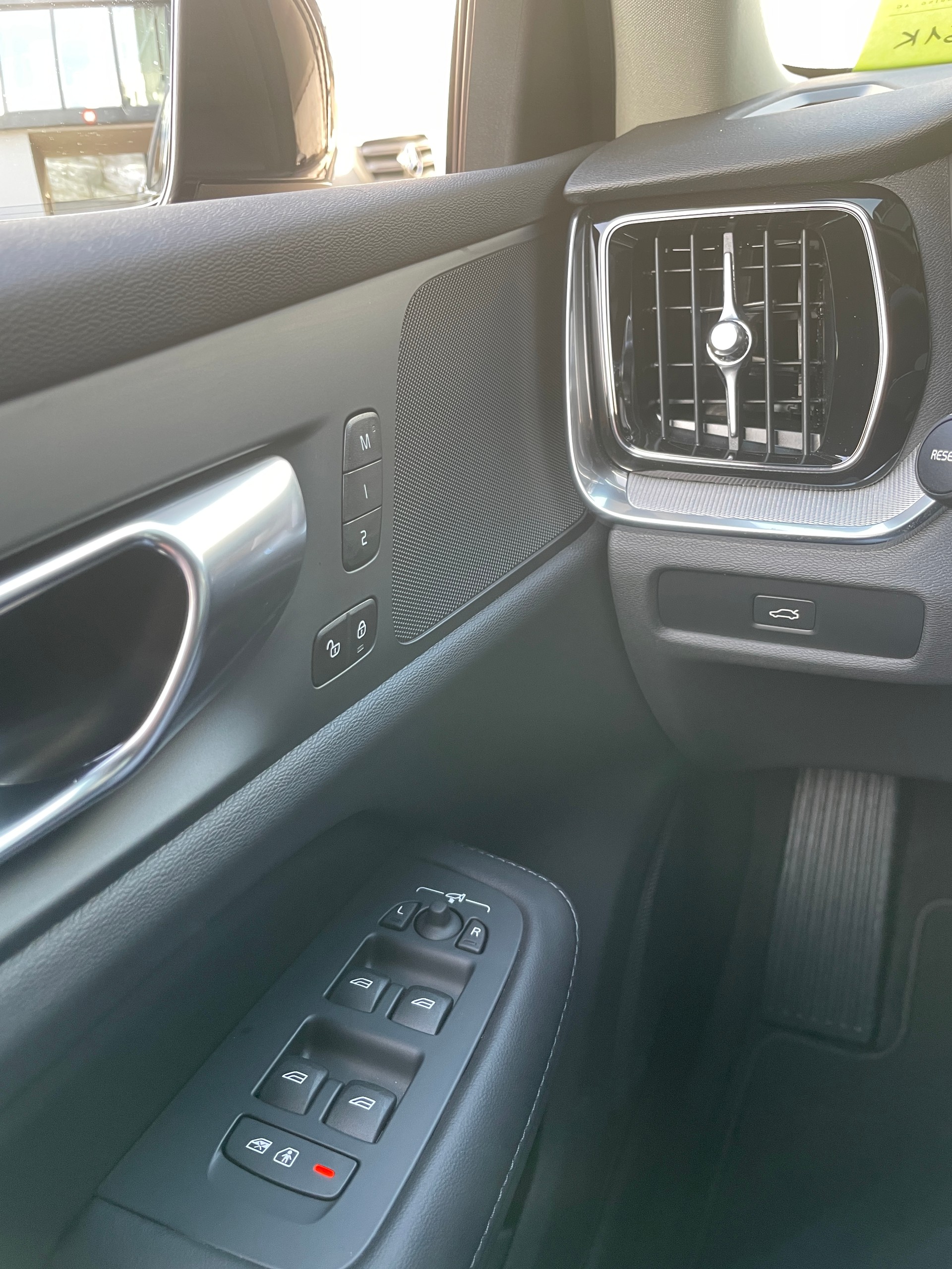 VOLVO V60 Cross Country B5 Mild Hybrid Plus AWD Geartronic-image-20