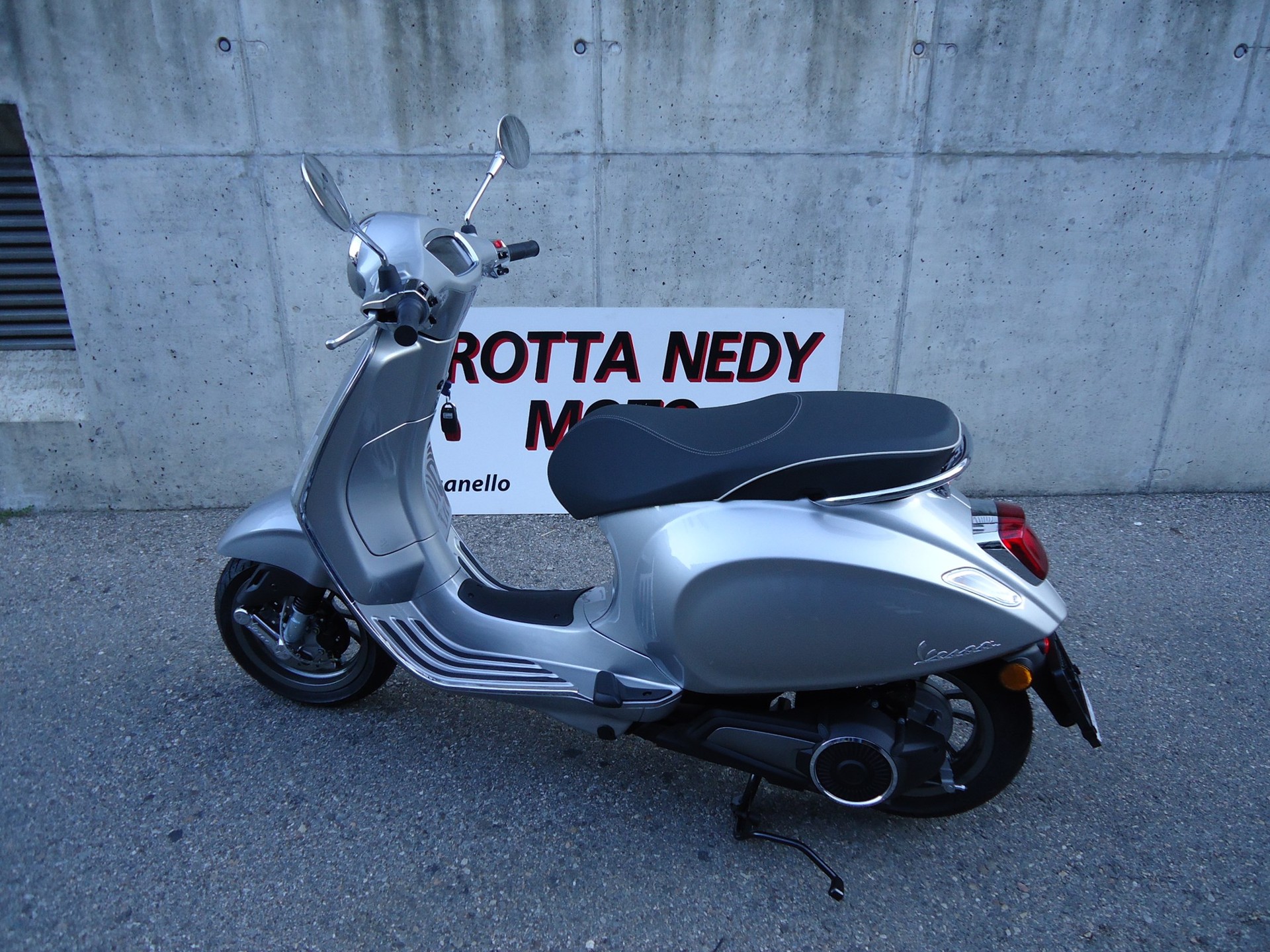 PIAGGIO Vespa Elettrica L3 Full Electric-image-4