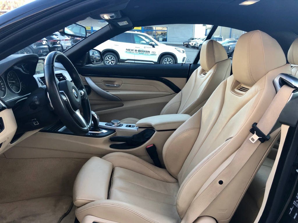 BMW 440i Cabriolet M Sport Steptronic-image-8