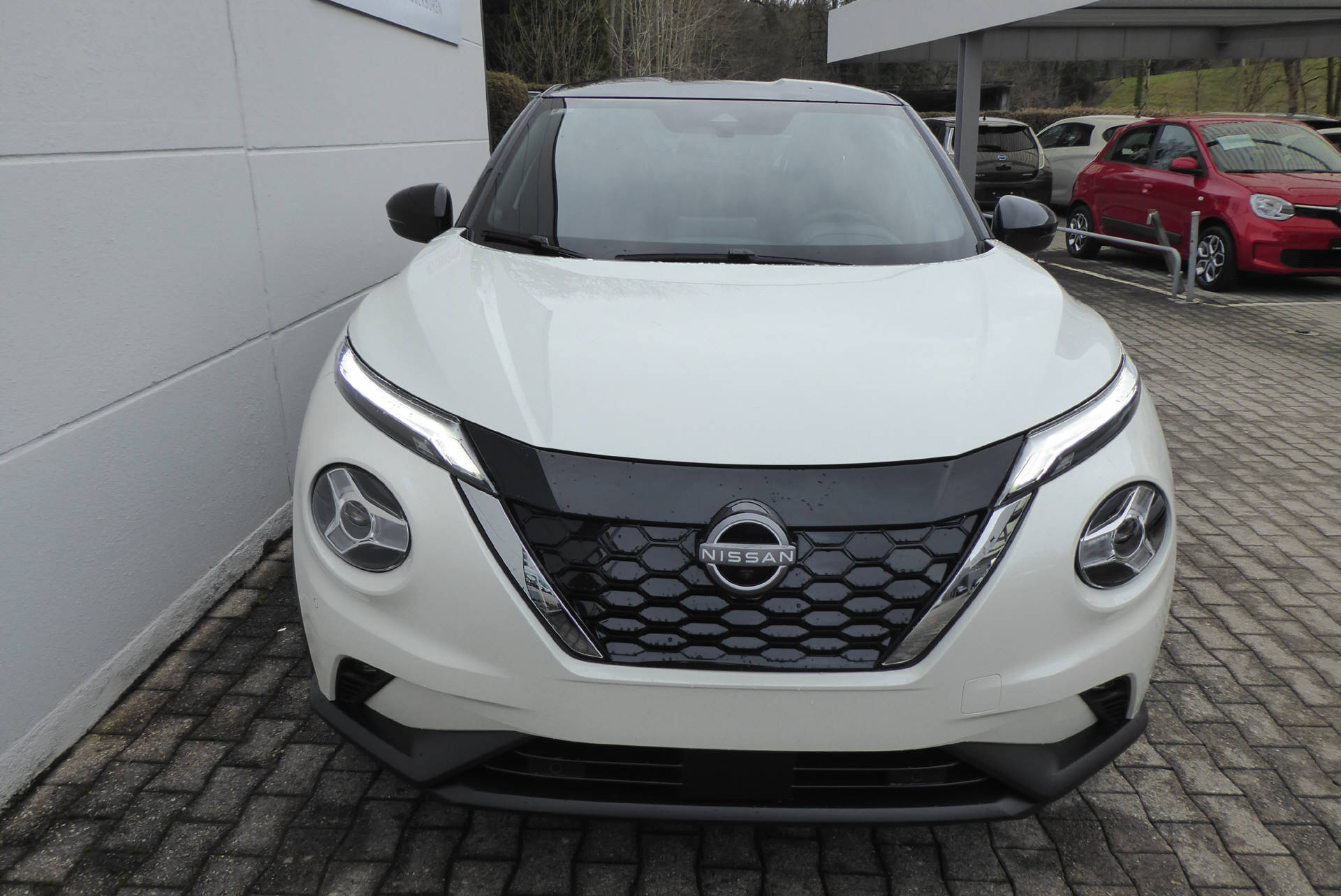 NISSAN Juke 1.6 FHEV Tekna-image-2