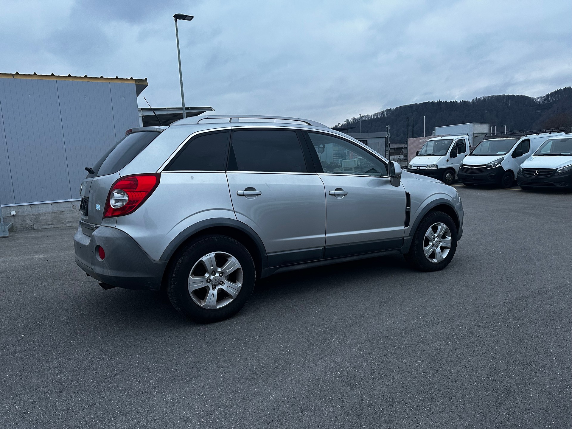 OPEL Antara 2.0 CDTi Enjoy 4WD-image-14