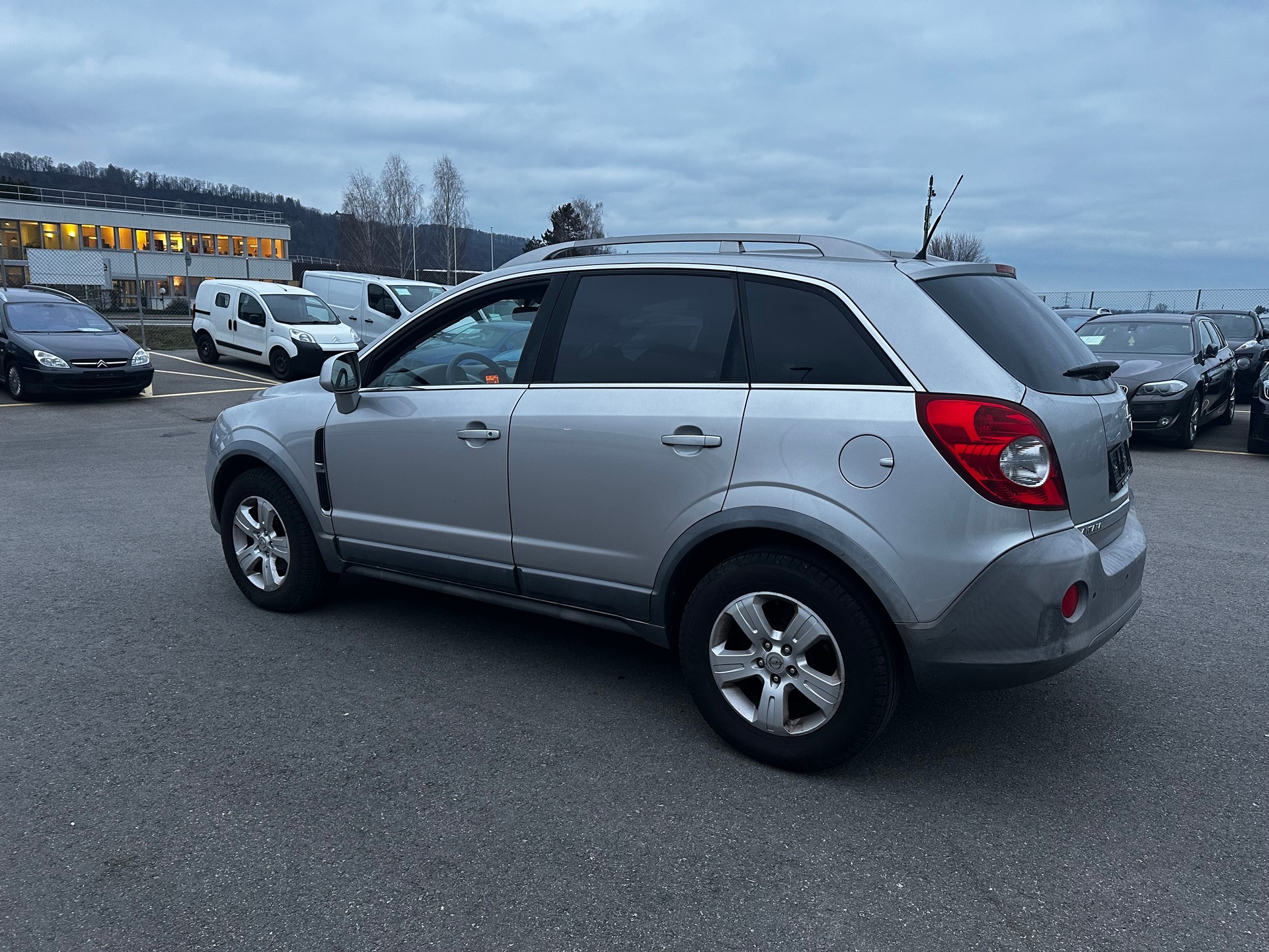 OPEL Antara 2.0 CDTi Enjoy 4WD-image-11