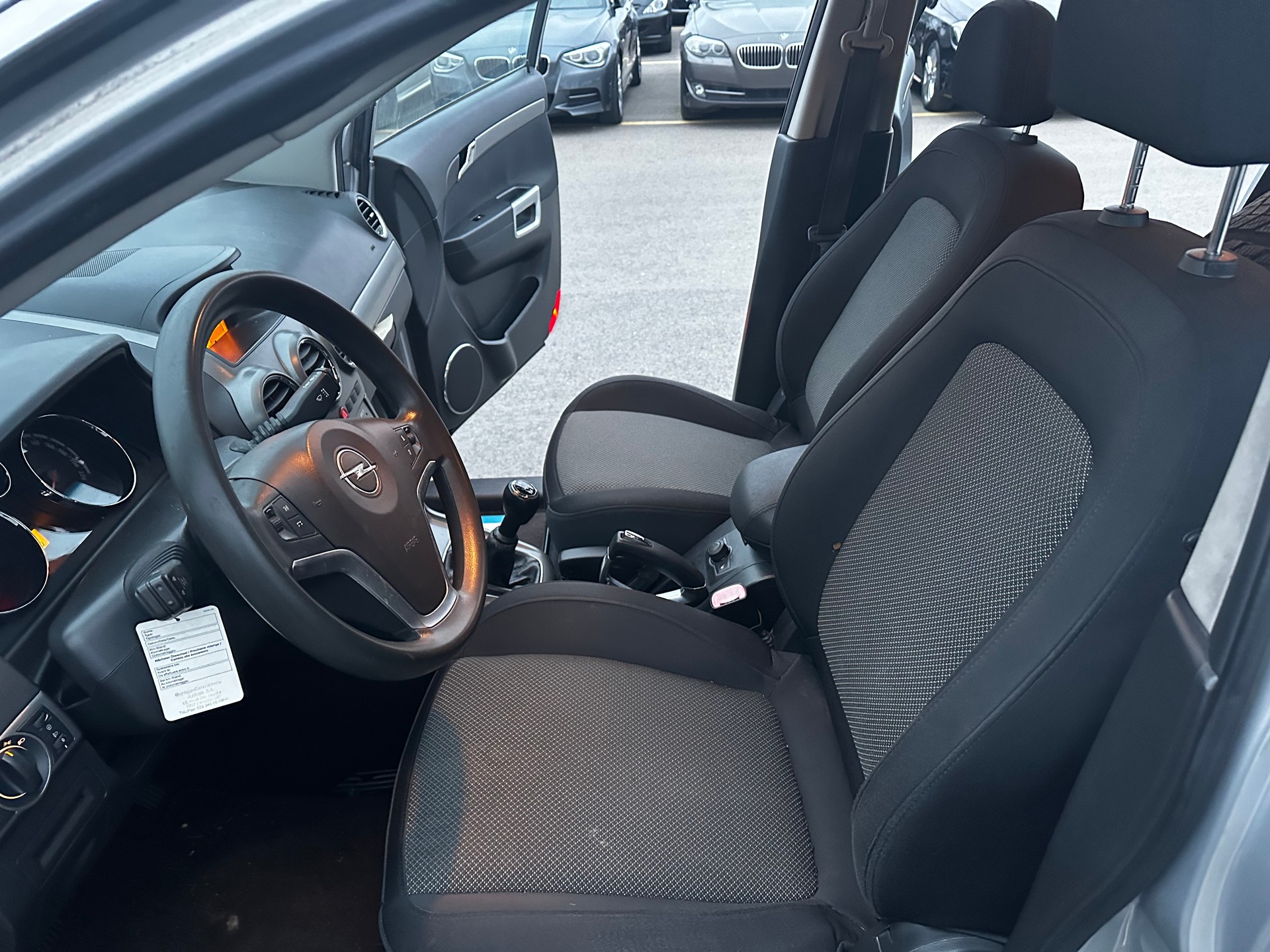 OPEL Antara 2.0 CDTi Enjoy 4WD-image-22