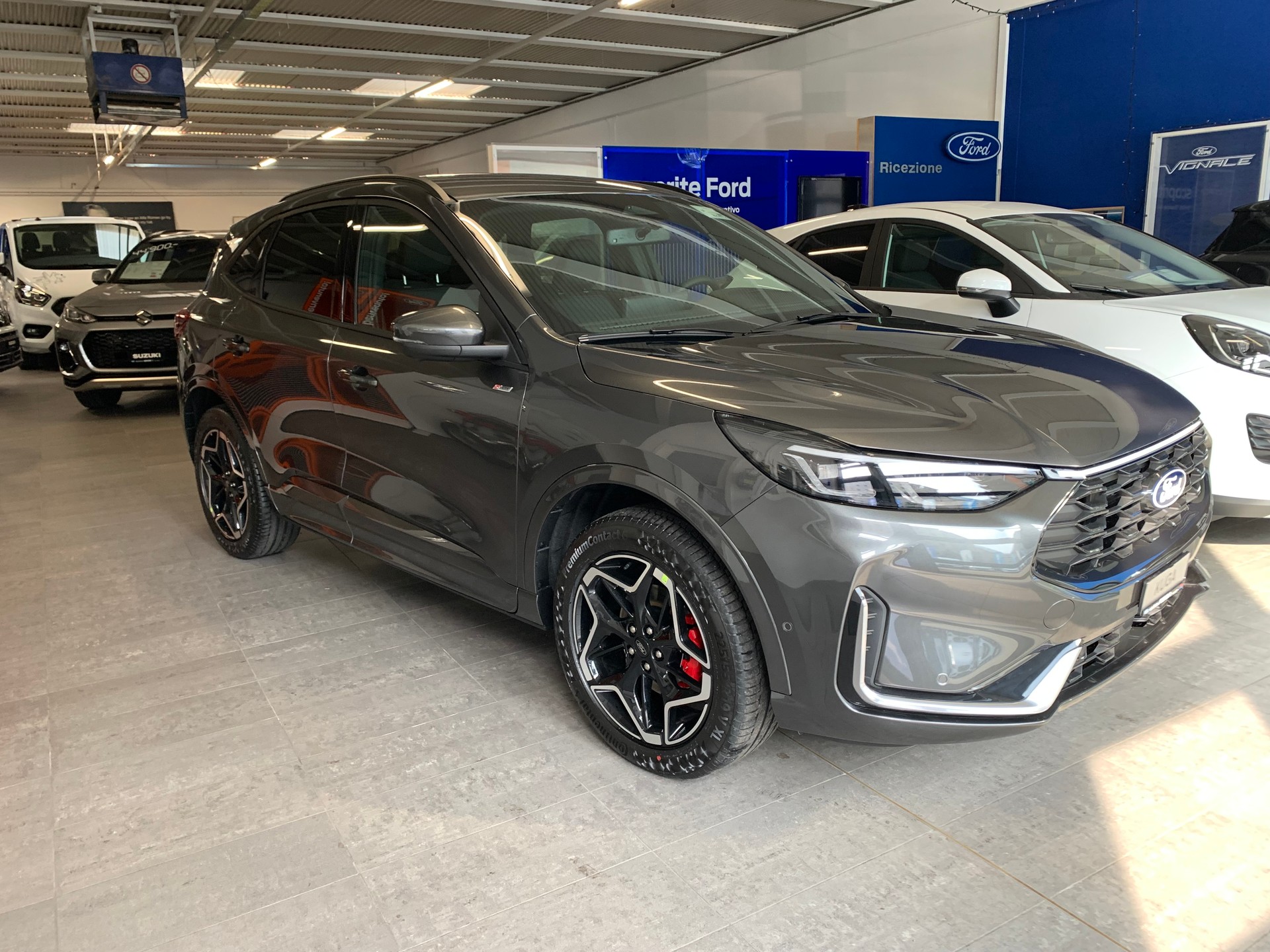 FORD Kuga 2.5 PHEV ST-Line X FWD-image-1