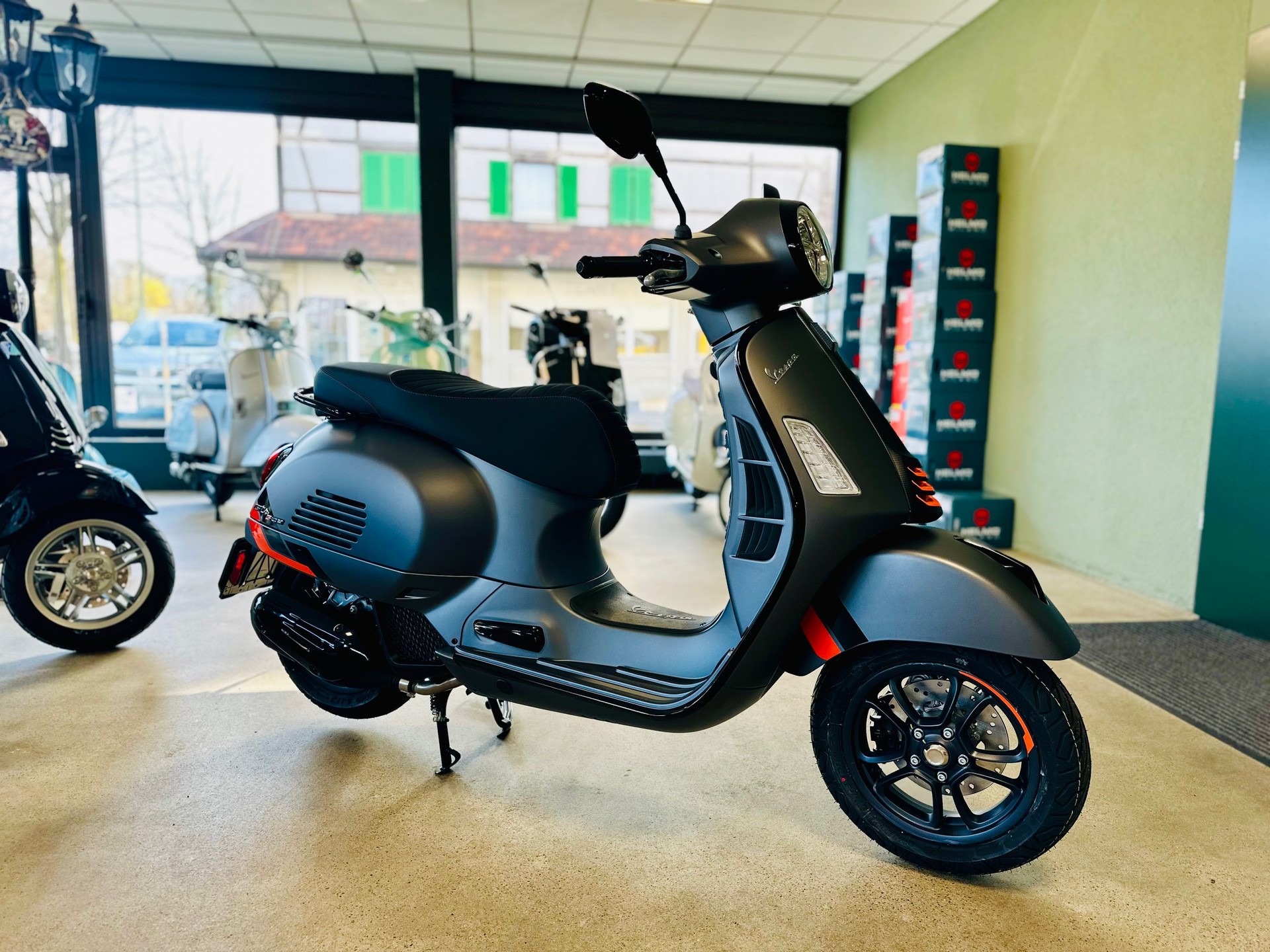 PIAGGIO Vespa GTS 125 Super Sport RST Euro 5+-image-1