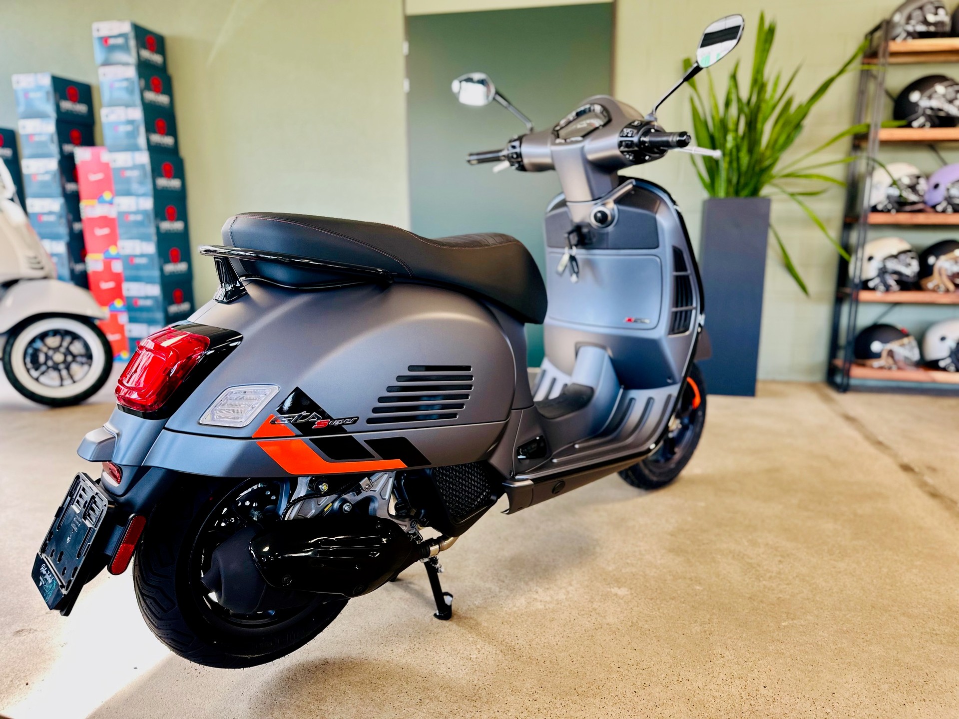 PIAGGIO Vespa GTS 125 Super Sport RST Euro 5+-image-2