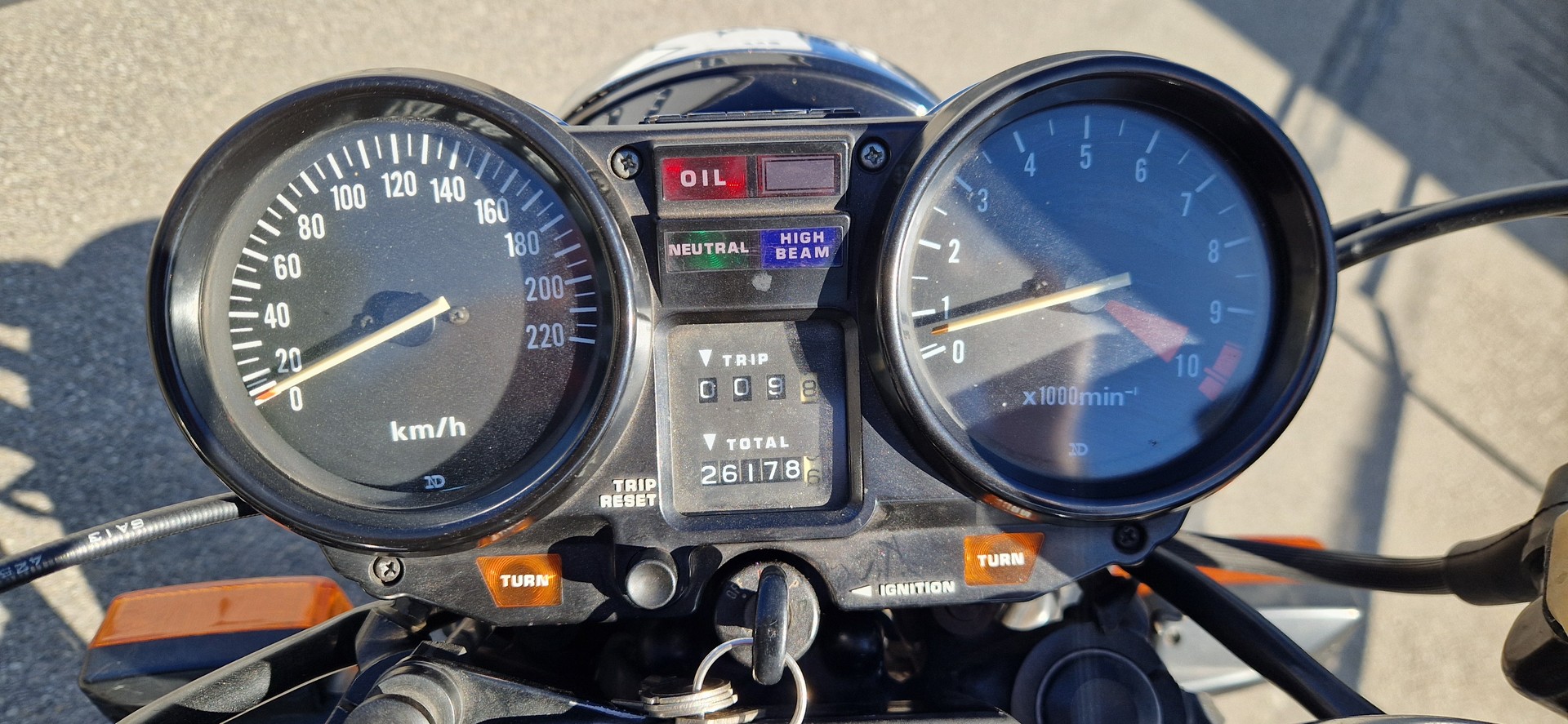 HONDA CB 750 F-image-6
