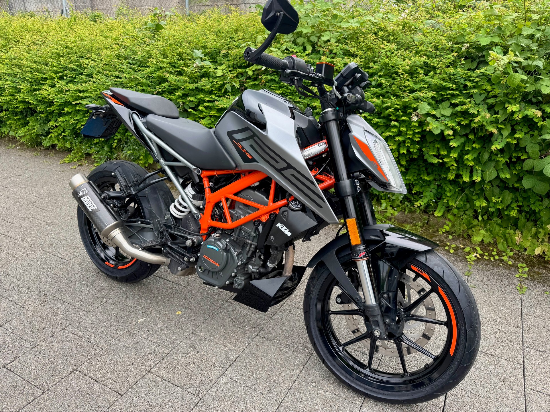 KTM 125 Duke-image-0