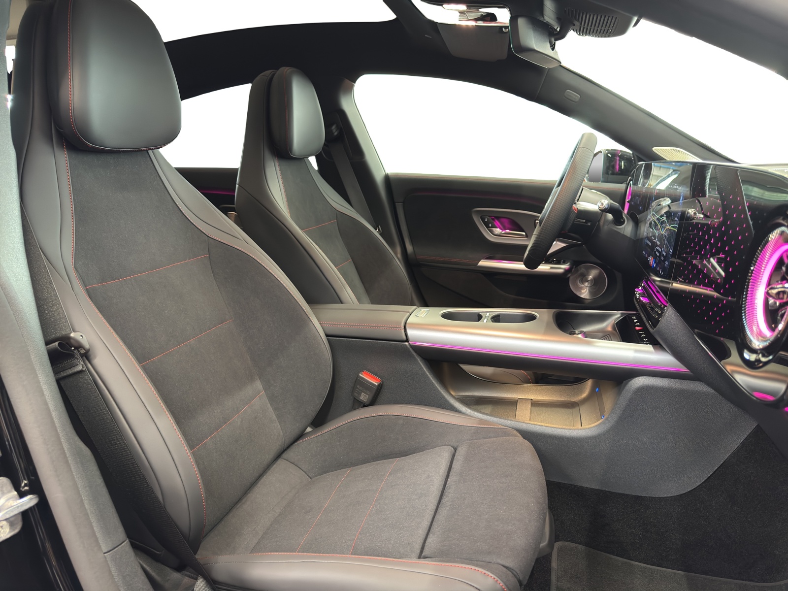 MERCEDES-BENZ CLA 350+ 85 kWh EQ-image-16