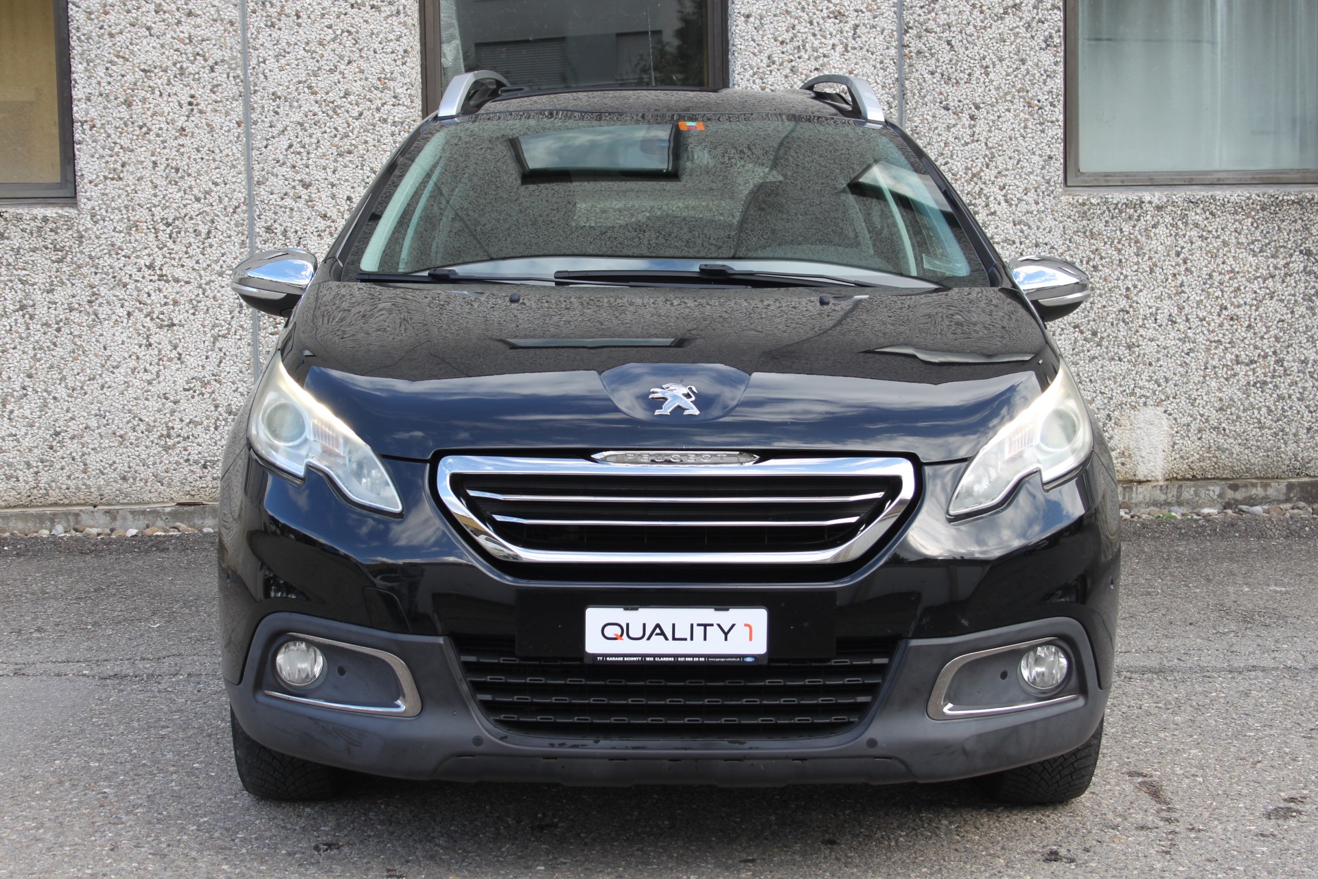 PEUGEOT 2008 1.2 PureTech Allure-image-1