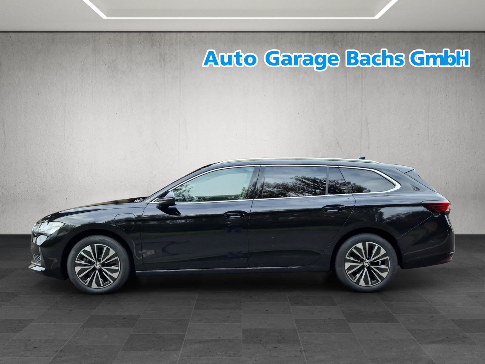 SKODA Superb Combi 1.5 TSI PHEV Selection DSG*Anhängerkupplung*Head Up-Display*-showroom-element-3