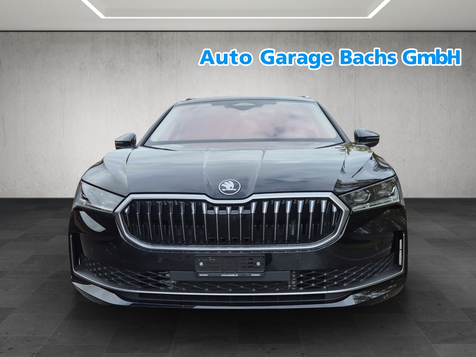 SKODA Superb Combi 1.5 TSI PHEV Selection DSG*Anhängerkupplung*Head Up-Display*-showroom-element-2