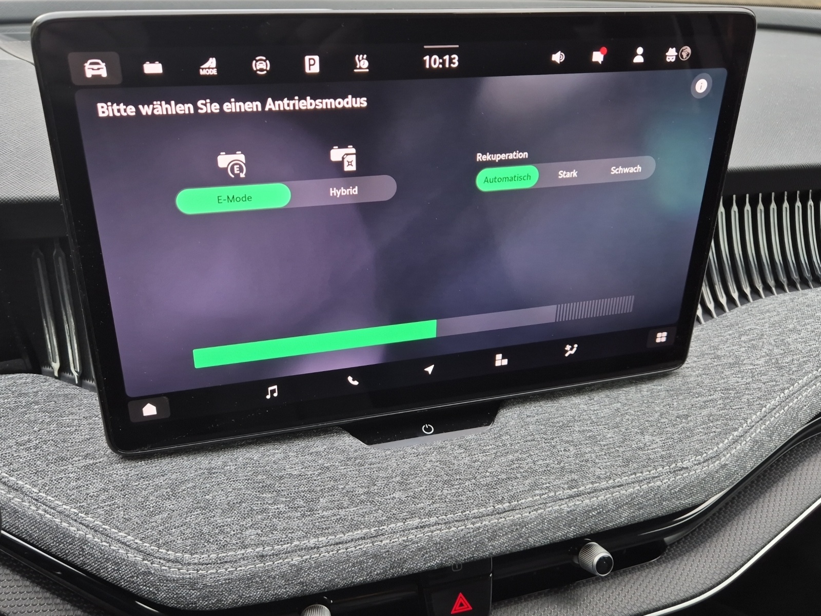 SKODA Superb Combi 1.5 TSI PHEV Selection DSG*Anhängerkupplung*Head Up-Display*-image-15