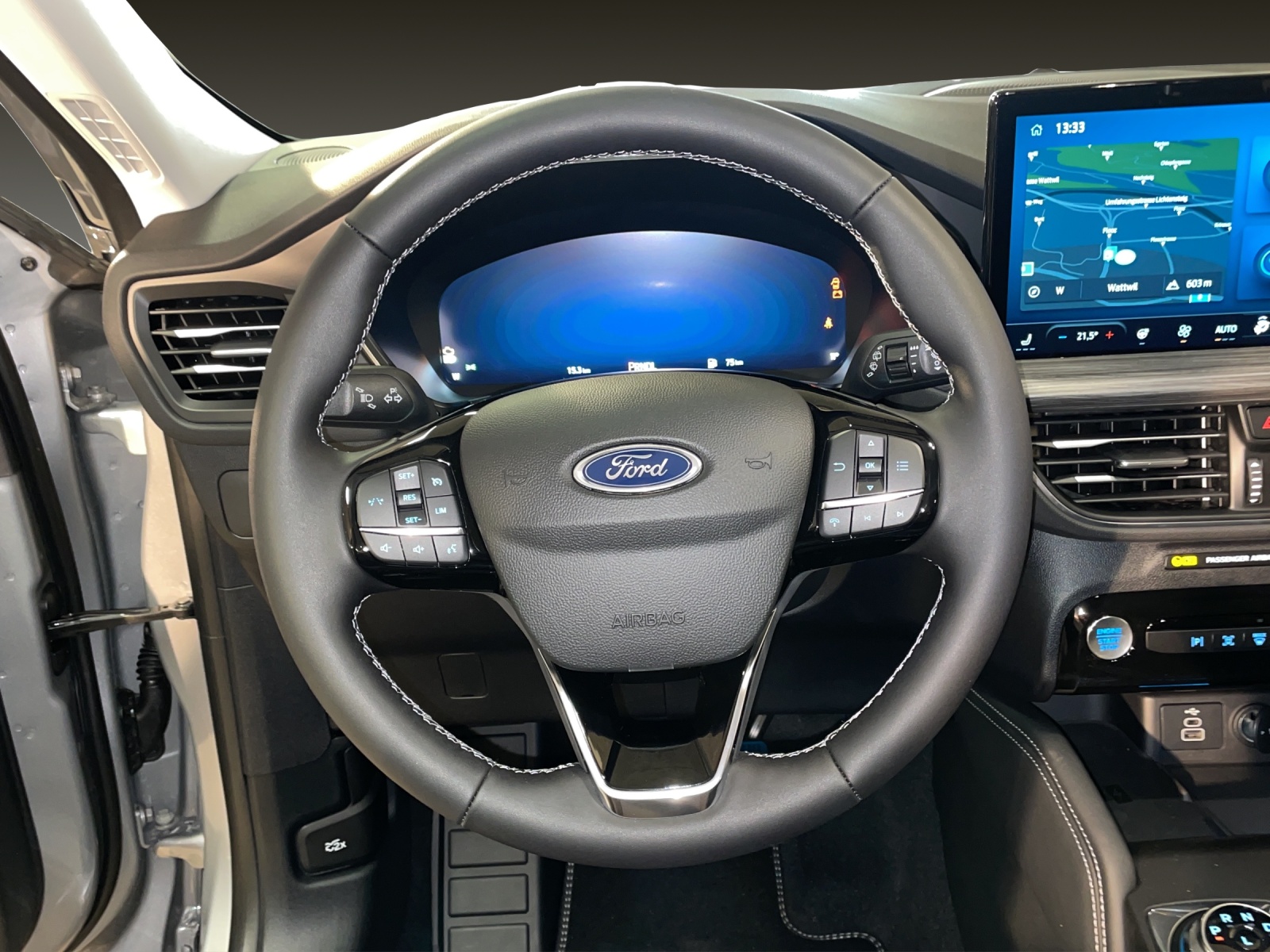 FORD Kuga 2.5 Hybrid Active 4x4-image-7
