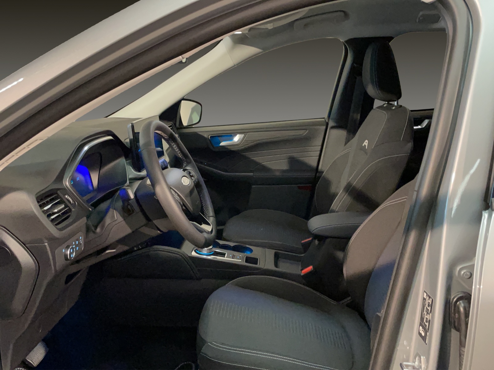 FORD Kuga 2.5 Hybrid Active 4x4-image-5