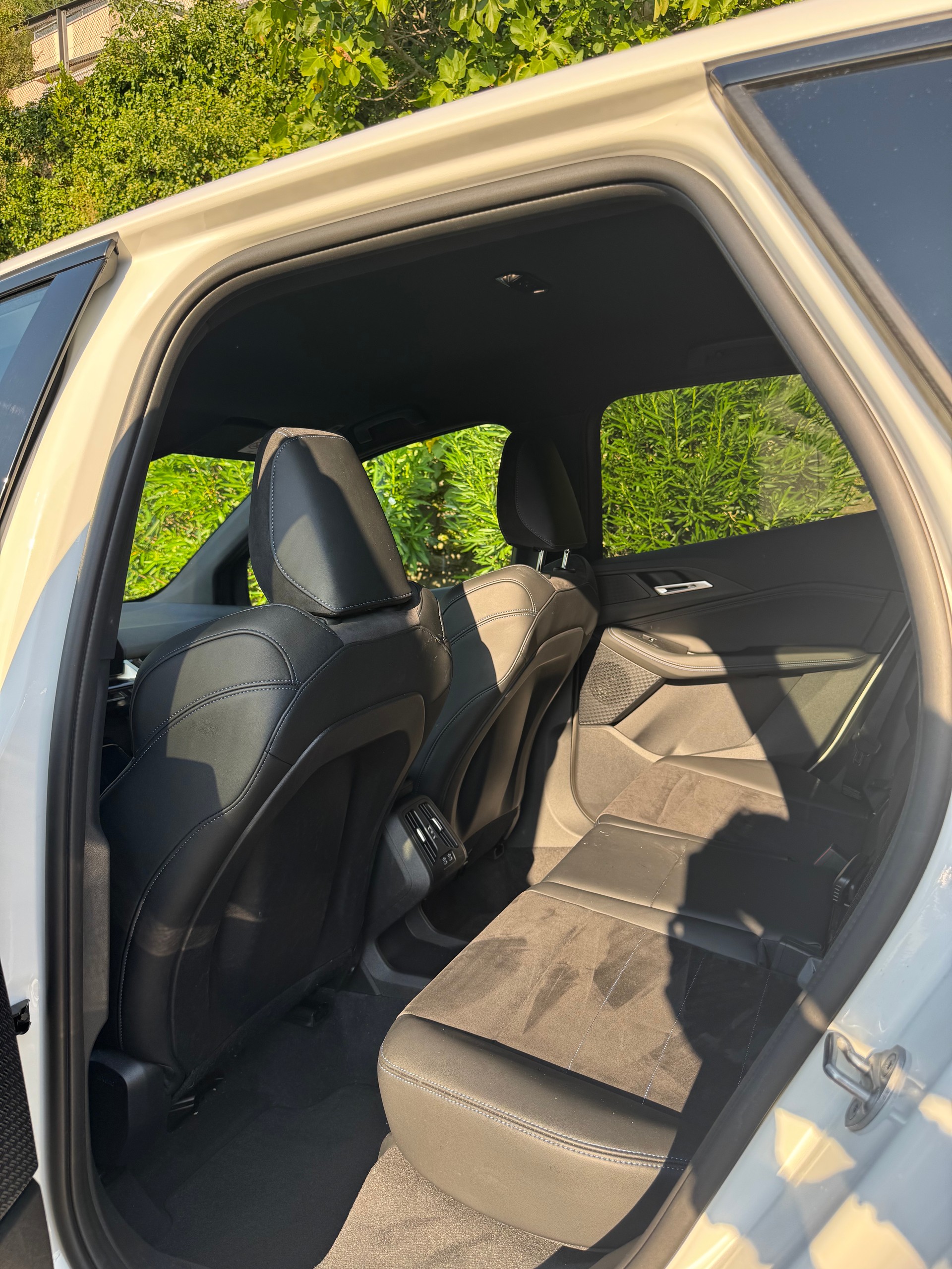 BMW 218d Active Tourer M Sport DKG-image-6