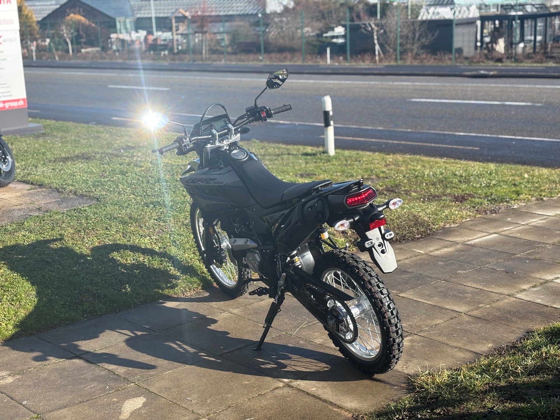 YAMAHA WR125-image-3